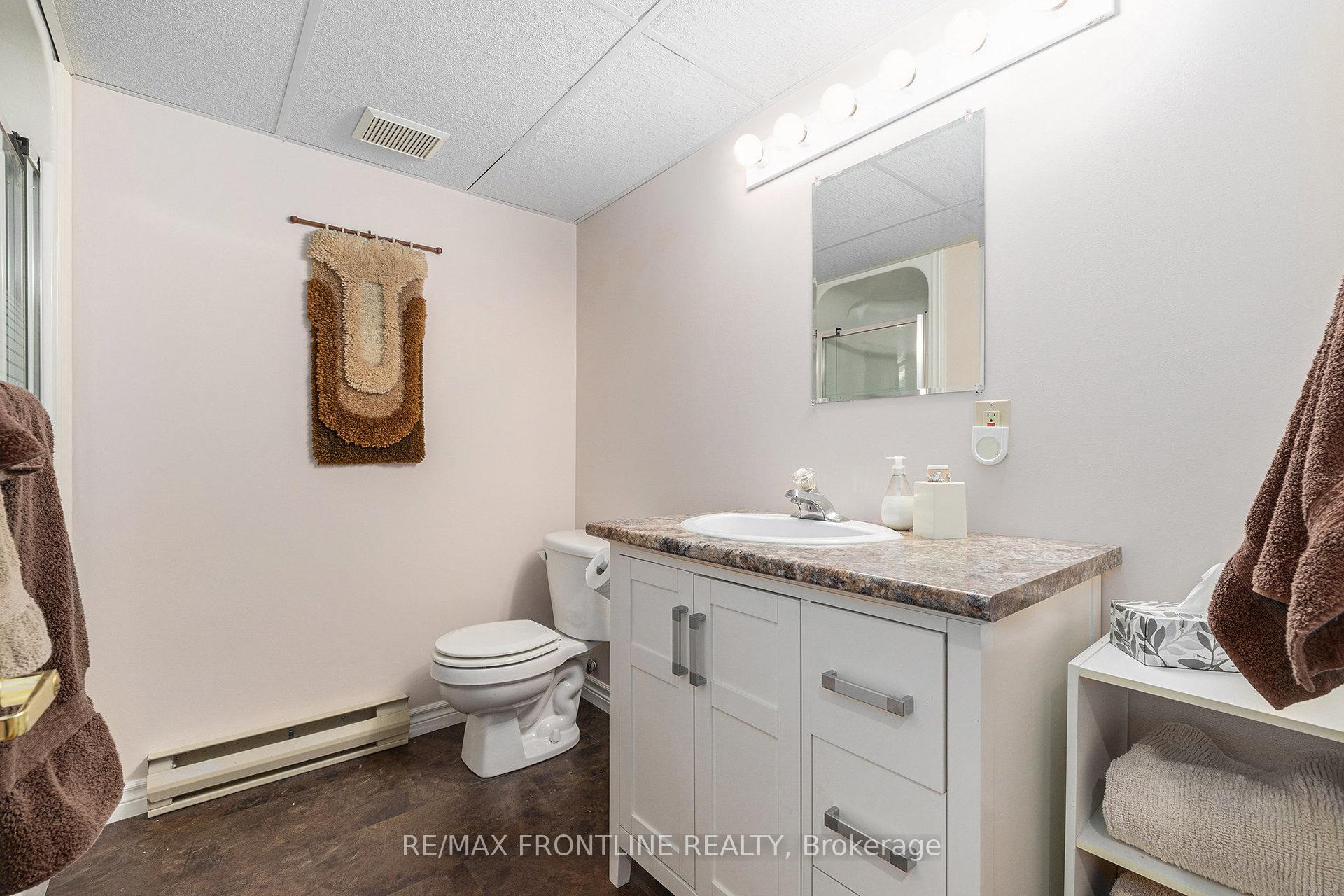 Photo 35 of 12 Glenview Crescent, Perth, Perth — HOMEH