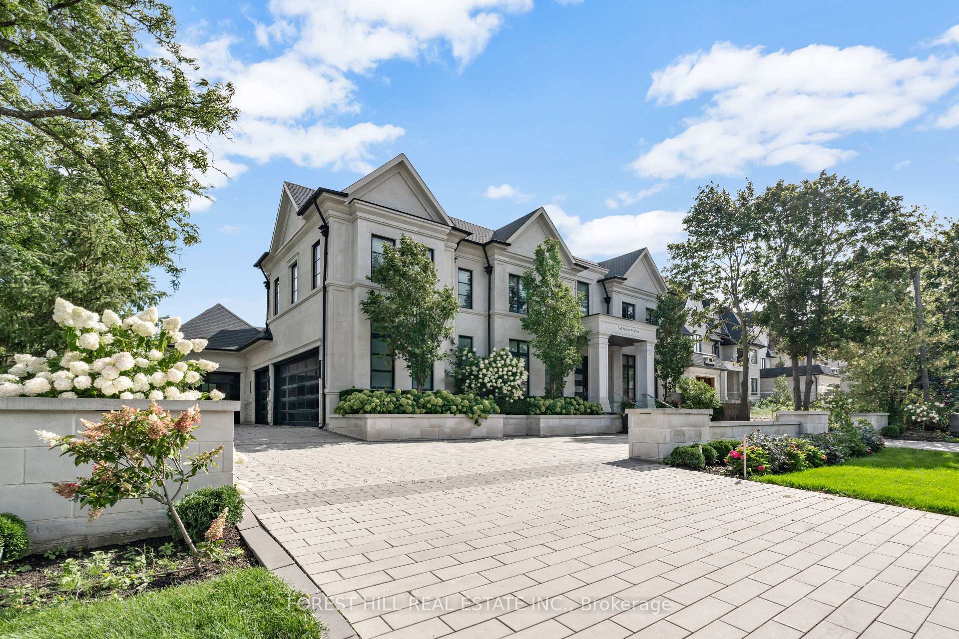 Photo 5 of 163 Arnold Avenue, Vaughan, Crestwood-Springfarm-Yorkhill — HOMEH