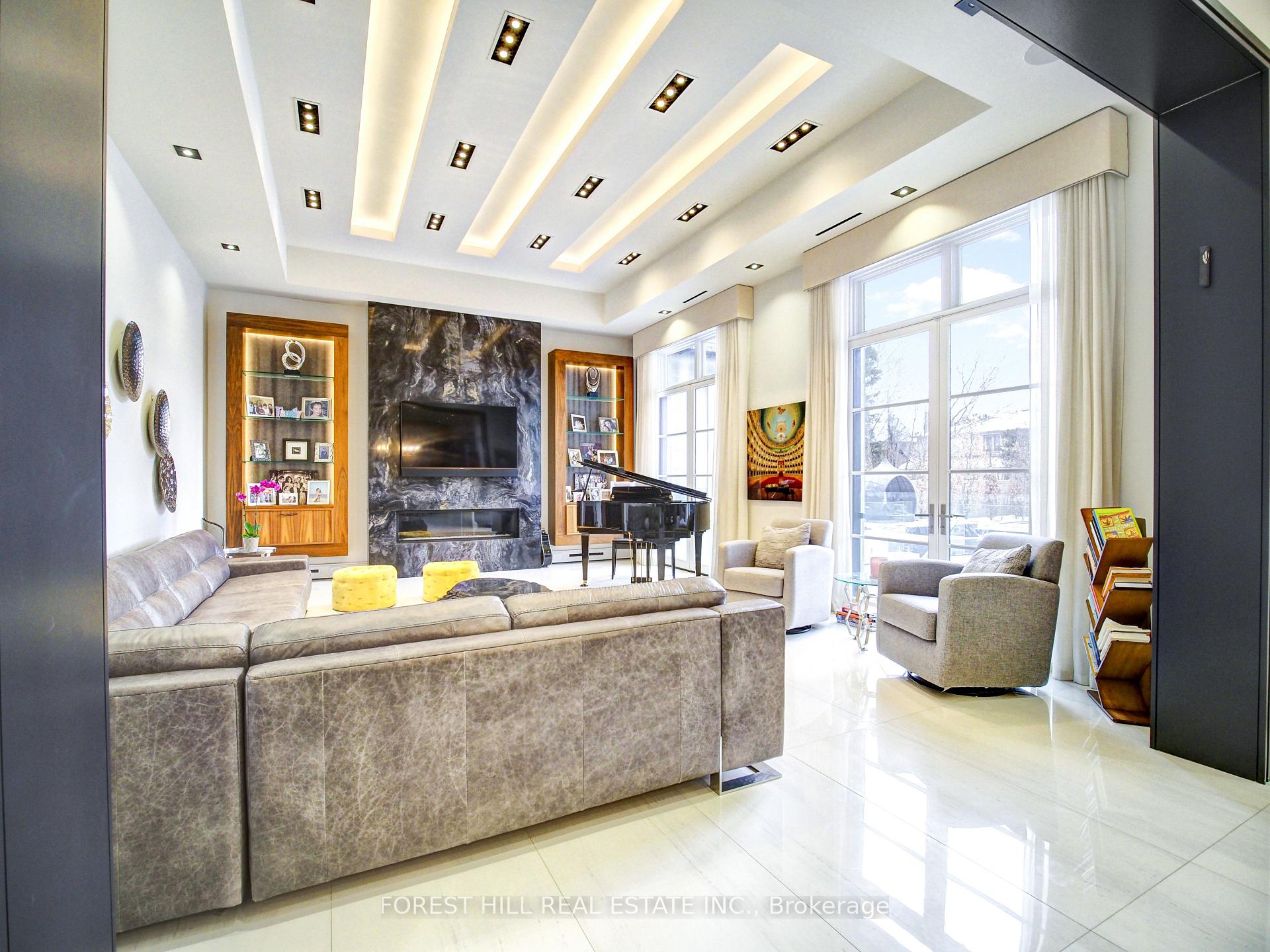Photo 10 of 163 Arnold Avenue, Vaughan, Crestwood-Springfarm-Yorkhill — HOMEH