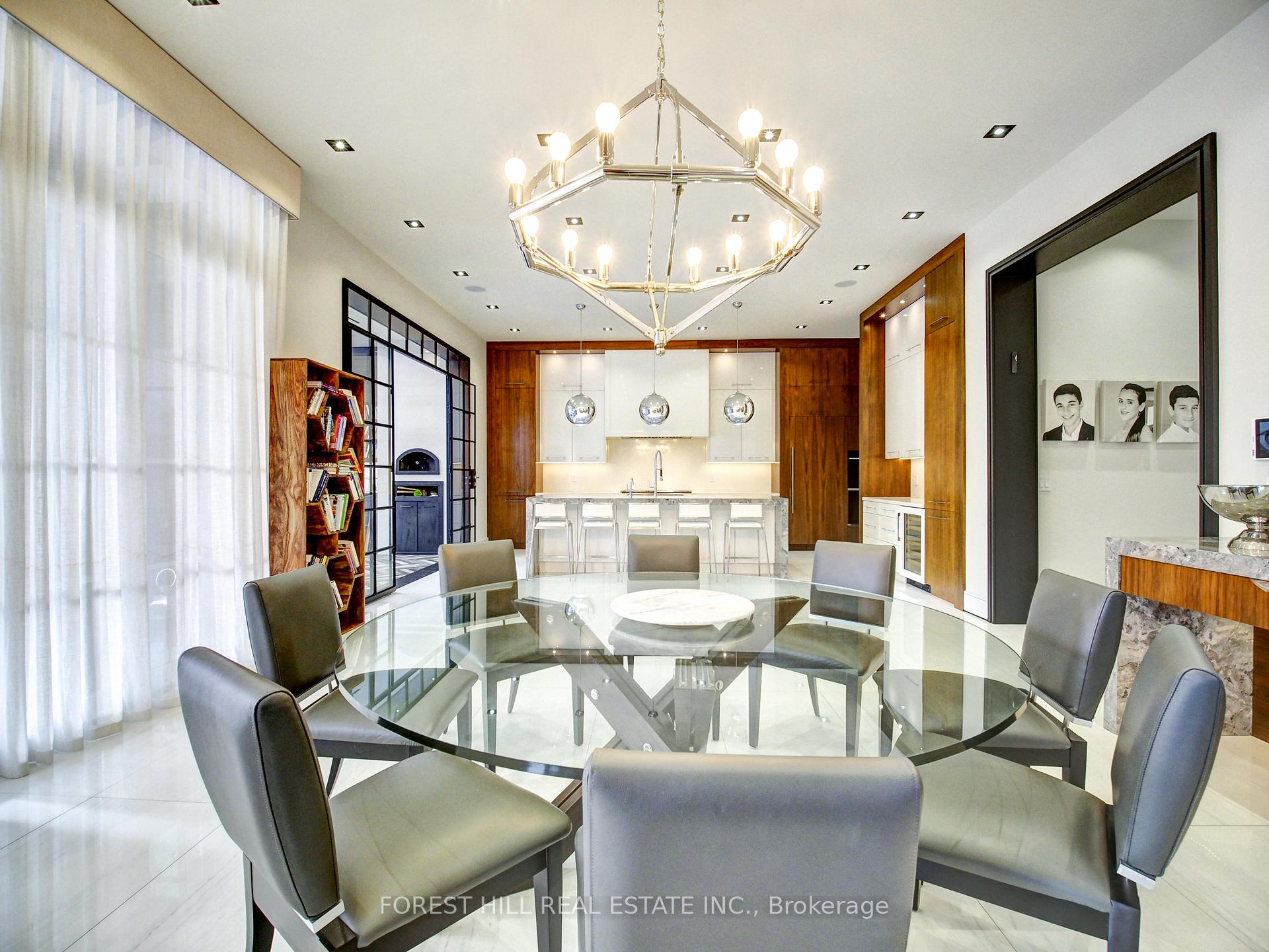 Photo 14 of 163 Arnold Avenue, Vaughan, Crestwood-Springfarm-Yorkhill — HOMEH