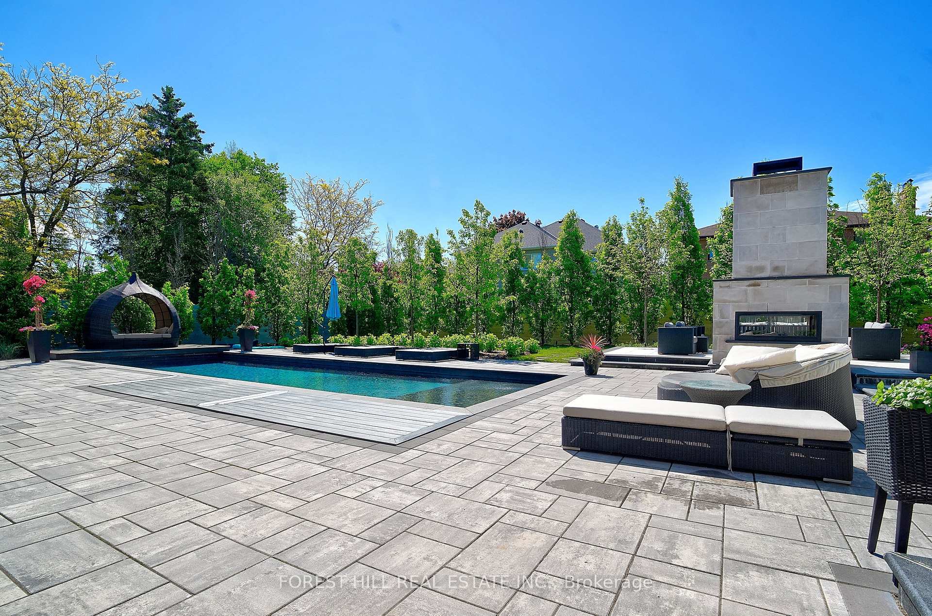 Photo 22 of 163 Arnold Avenue, Vaughan, Crestwood-Springfarm-Yorkhill — HOMEH