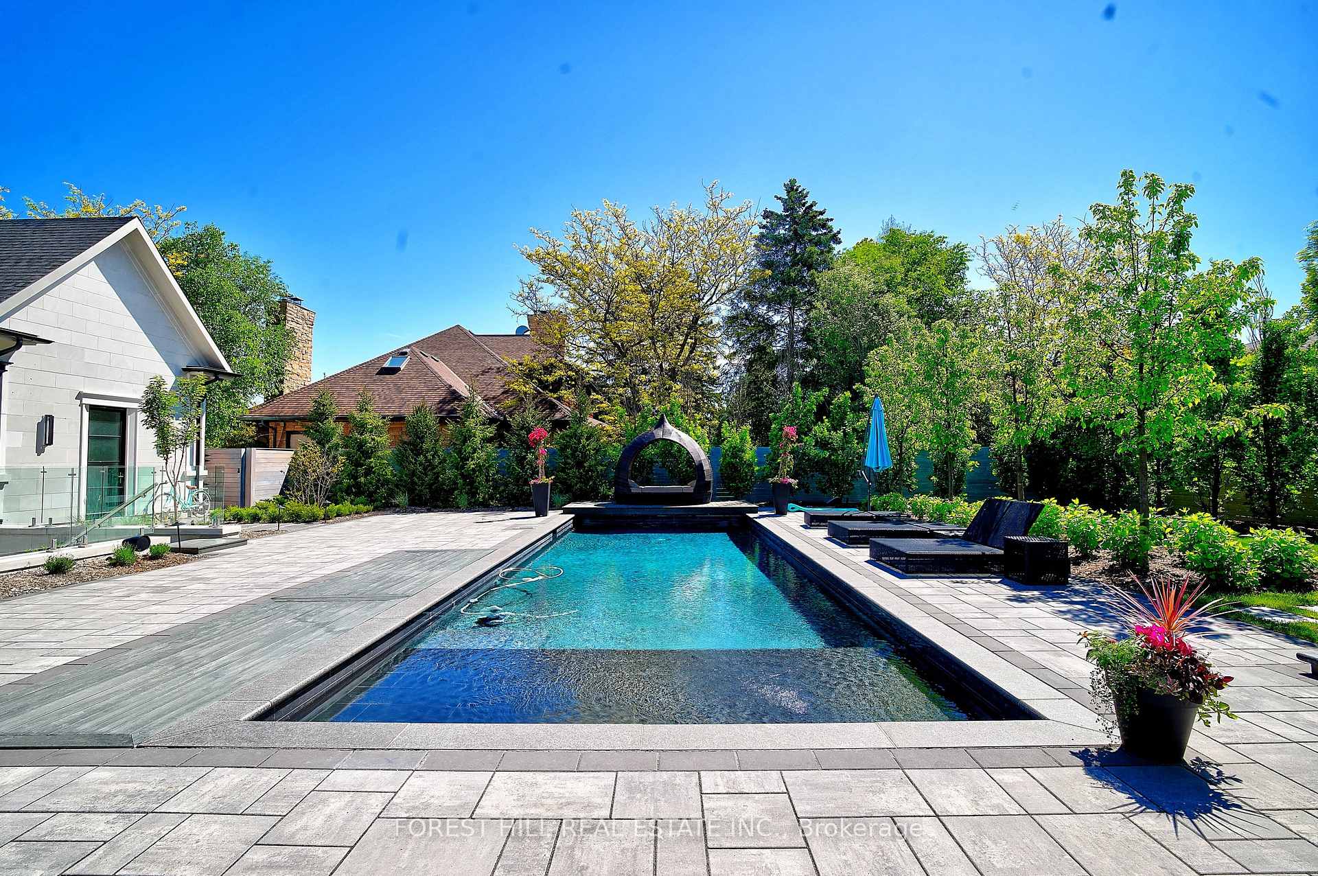 Photo 40 of 163 Arnold Avenue, Vaughan, Crestwood-Springfarm-Yorkhill — HOMEH