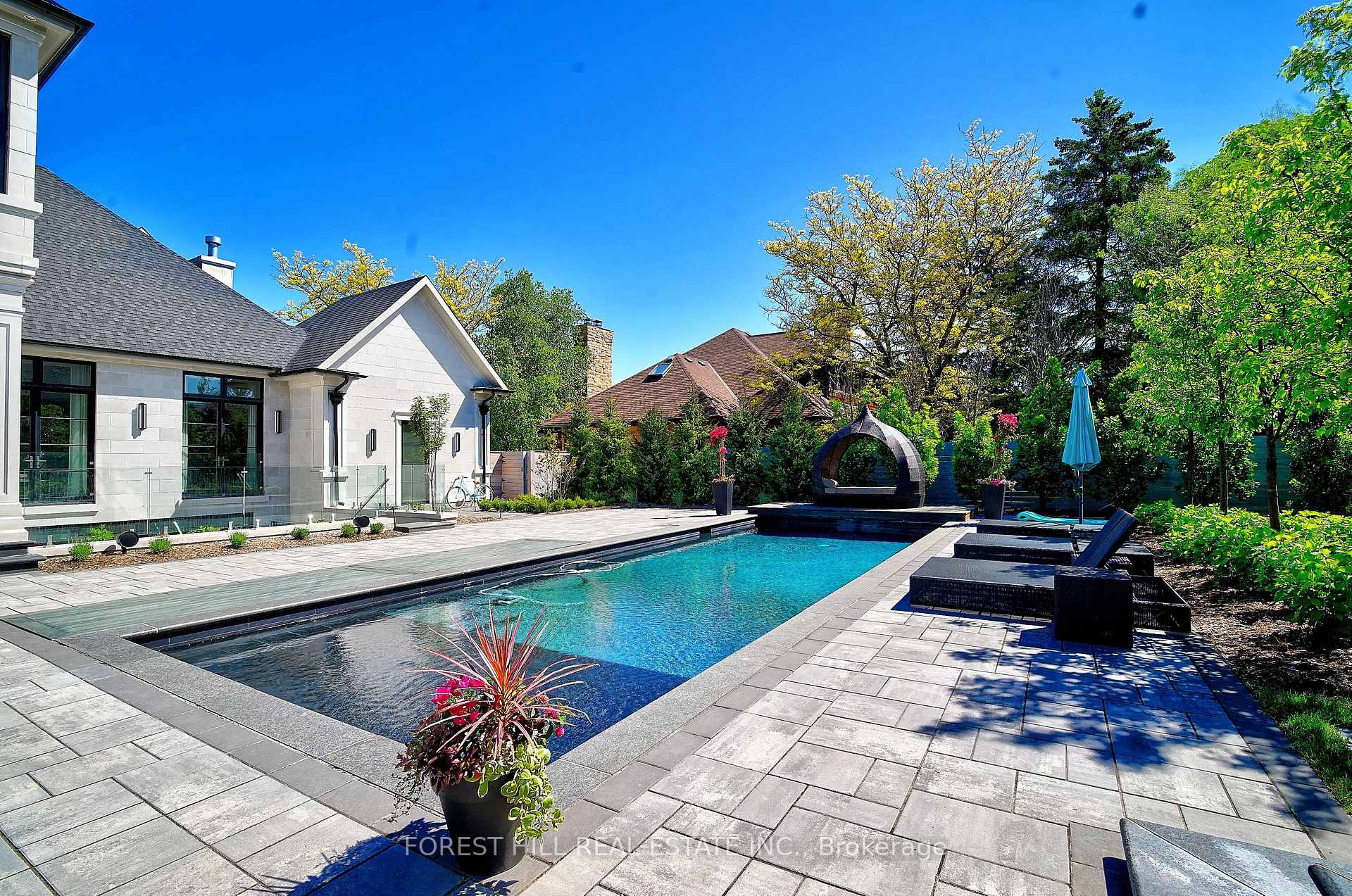 Photo 43 of 163 Arnold Avenue, Vaughan, Crestwood-Springfarm-Yorkhill — HOMEH