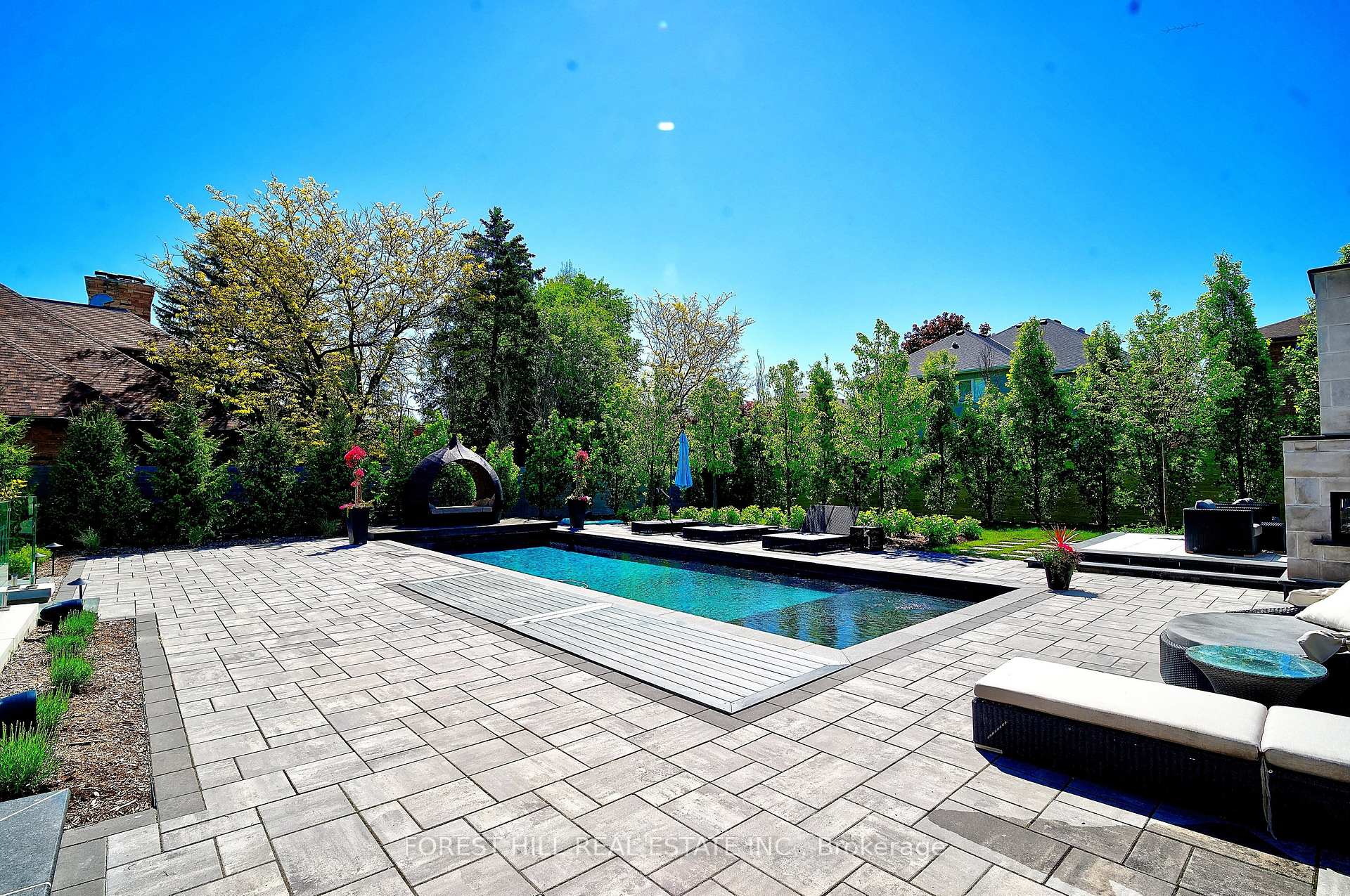 Photo 44 of 163 Arnold Avenue, Vaughan, Crestwood-Springfarm-Yorkhill — HOMEH