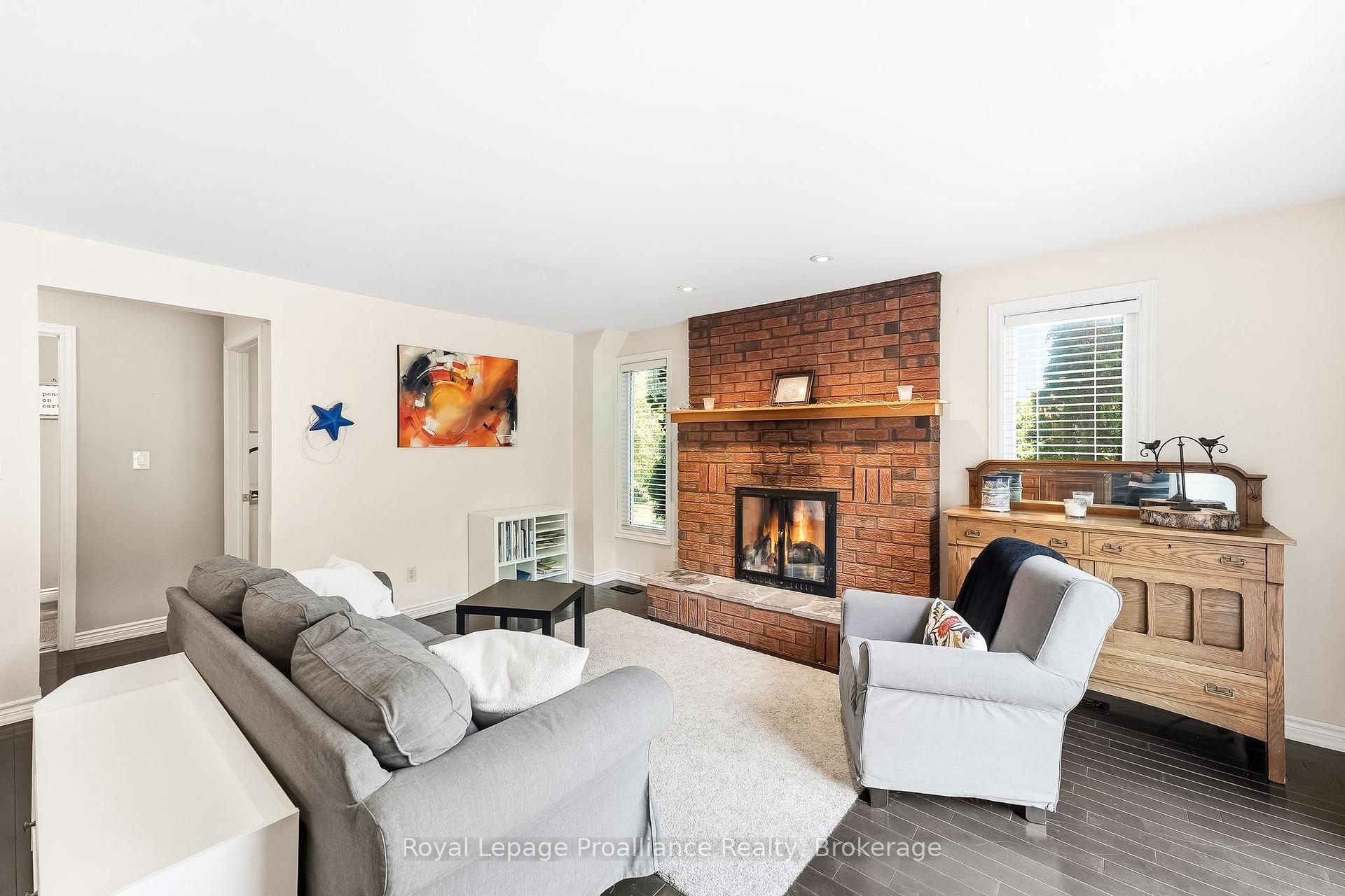 Photo 11 of 37 Ravine Drive, Port Hope — HOMEH