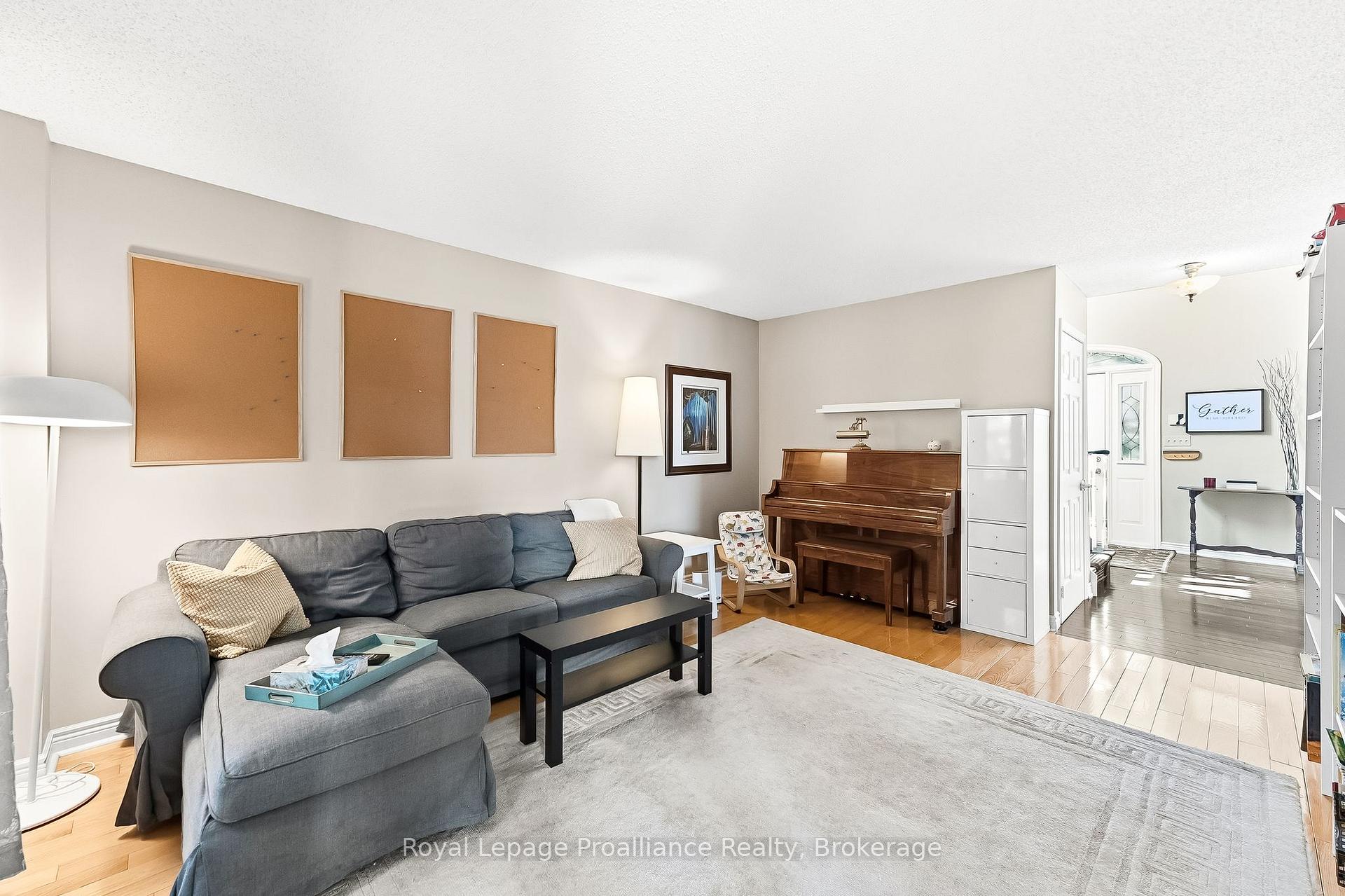 Photo 20 of 37 Ravine Drive, Port Hope — HOMEH