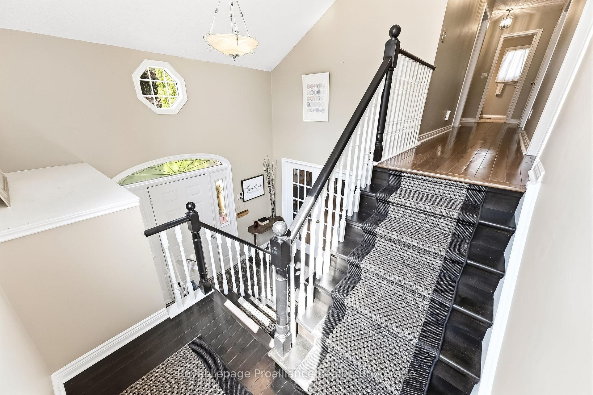 Photo 27 of 37 Ravine Drive, Port Hope — HOMEH