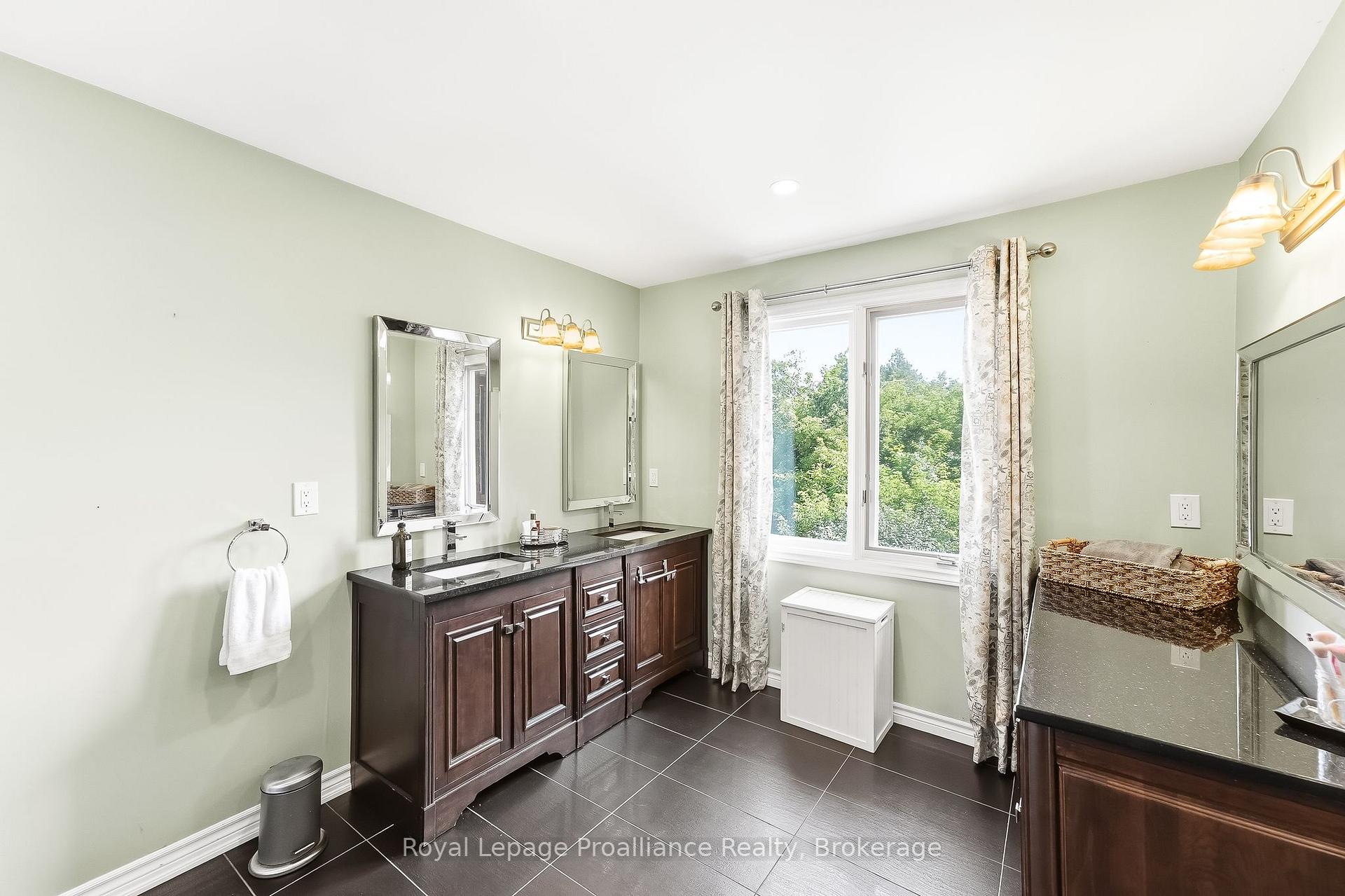 Photo 31 of 37 Ravine Drive, Port Hope — HOMEH