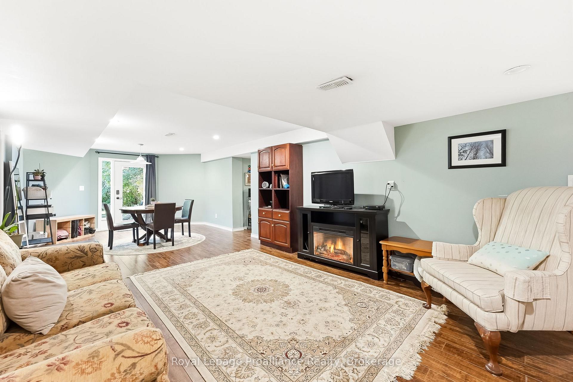 Photo 40 of 37 Ravine Drive, Port Hope — HOMEH
