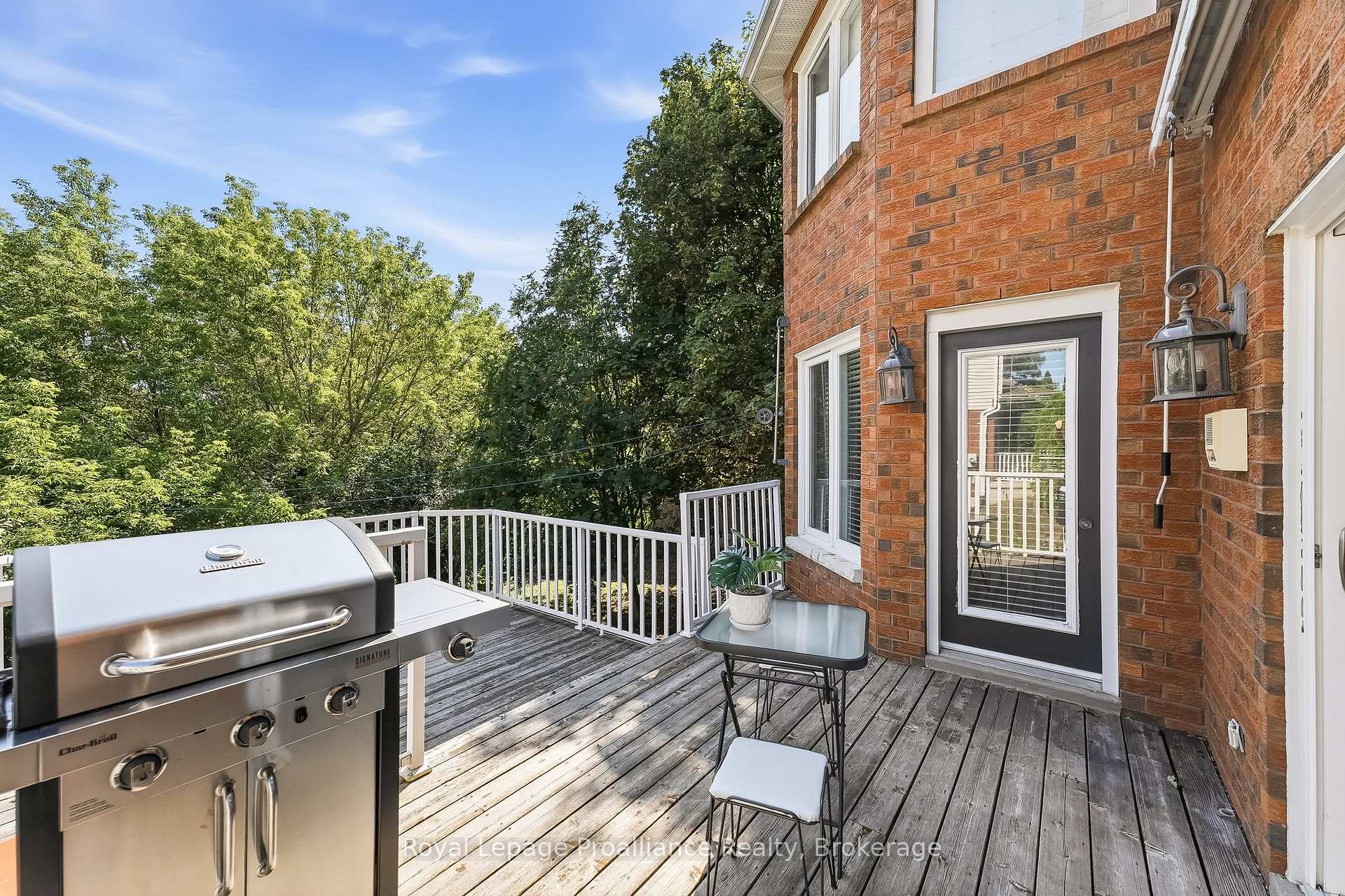 Photo 13 of 37 Ravine Drive, Port Hope — HOMEH