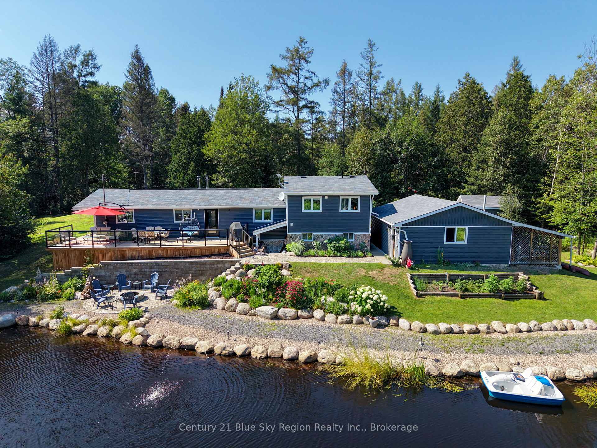 Photo 3 of 695 Weiler Line, Powassan — HOMEH