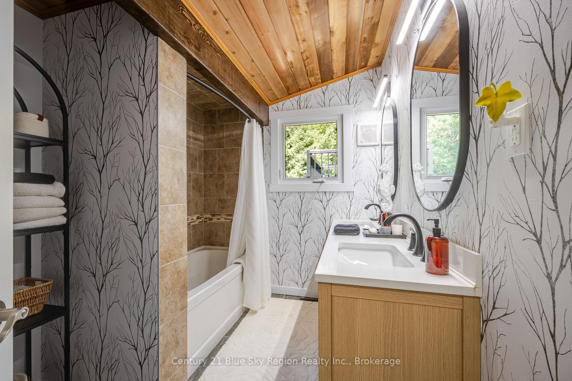 Photo 22 of 695 Weiler Line, Powassan — HOMEH