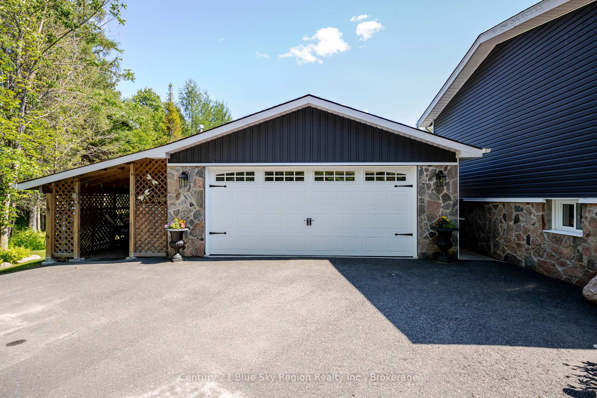 Photo 36 of 695 Weiler Line, Powassan — HOMEH