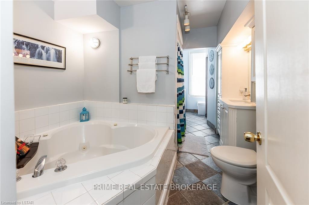 Photo 10 of 237 Colborne Street, Central Elgin, Port Stanley — HOMEH