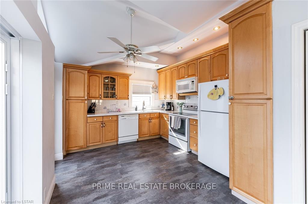 Photo 18 of 237 Colborne Street, Central Elgin, Port Stanley — HOMEH