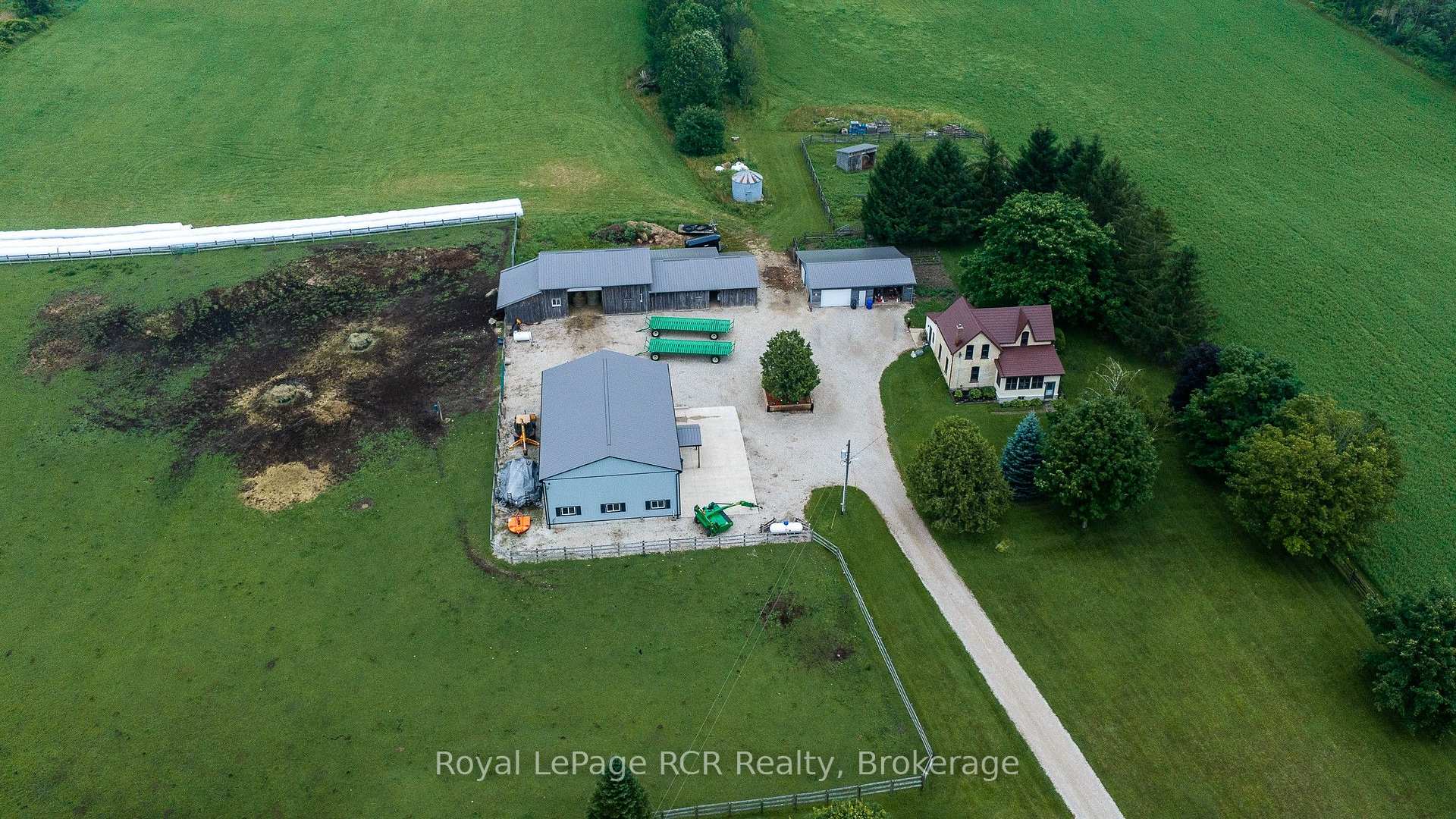 Photo 3 of 392817 Southgate Sideroad 39, Southgate — HOMEH