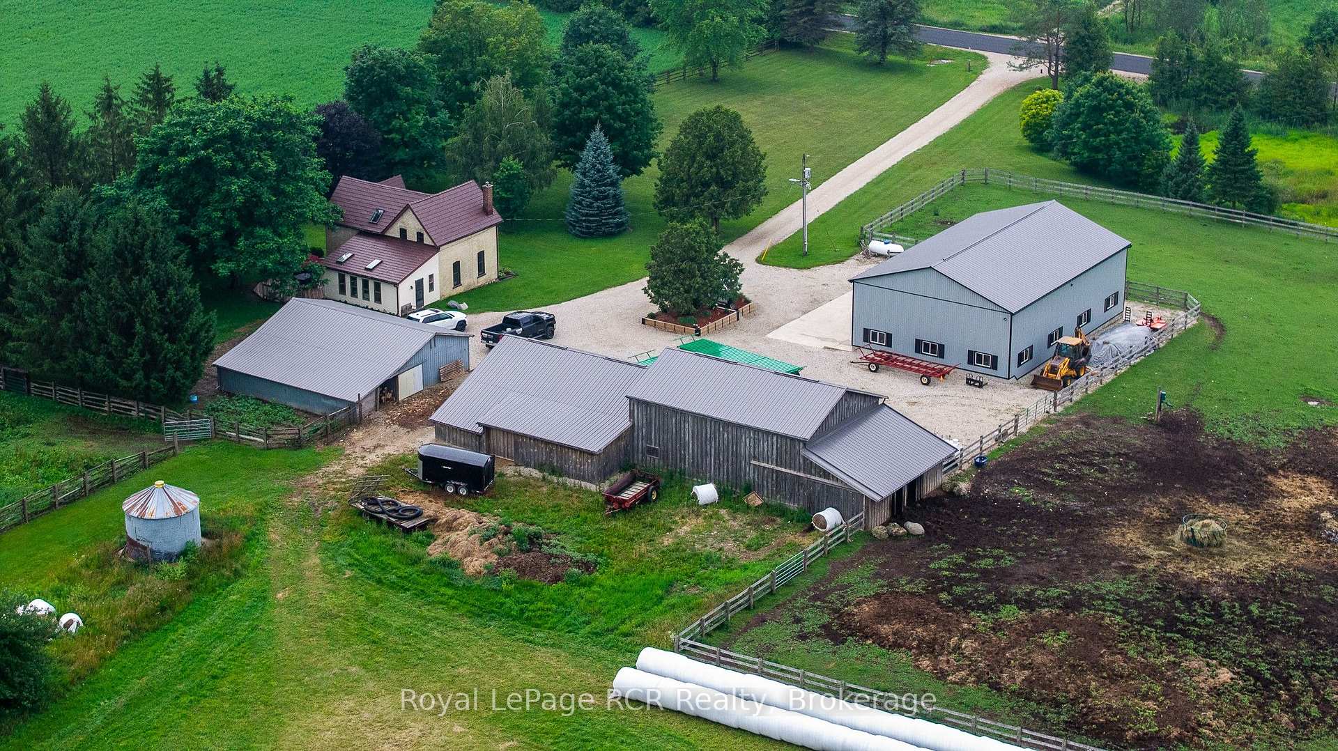 Photo 24 of 392817 Southgate Sideroad 39, Southgate — HOMEH