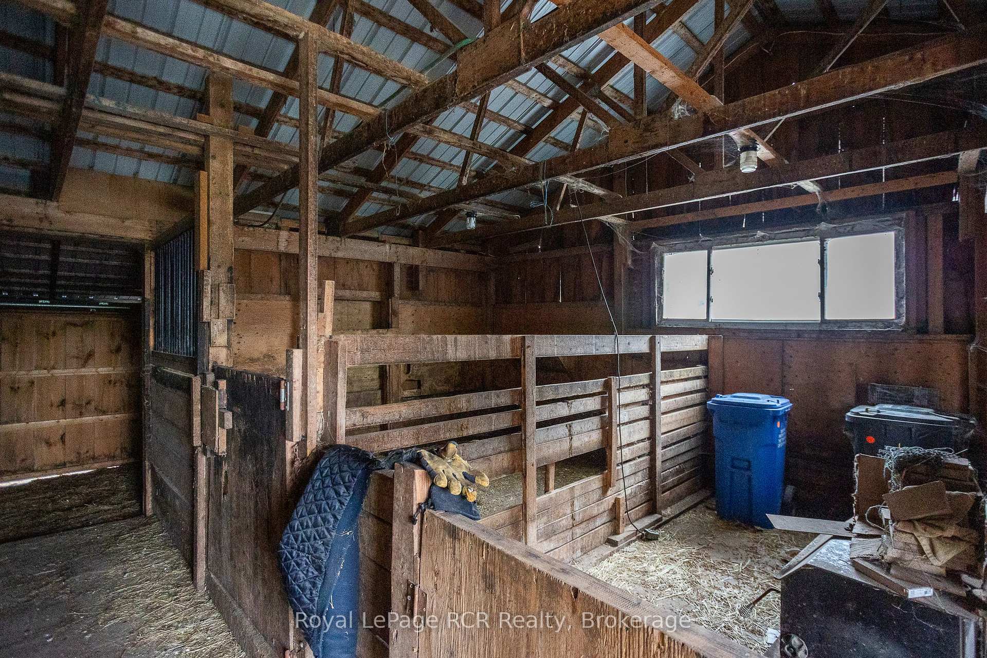 Photo 33 of 392817 Southgate Sideroad 39, Southgate — HOMEH