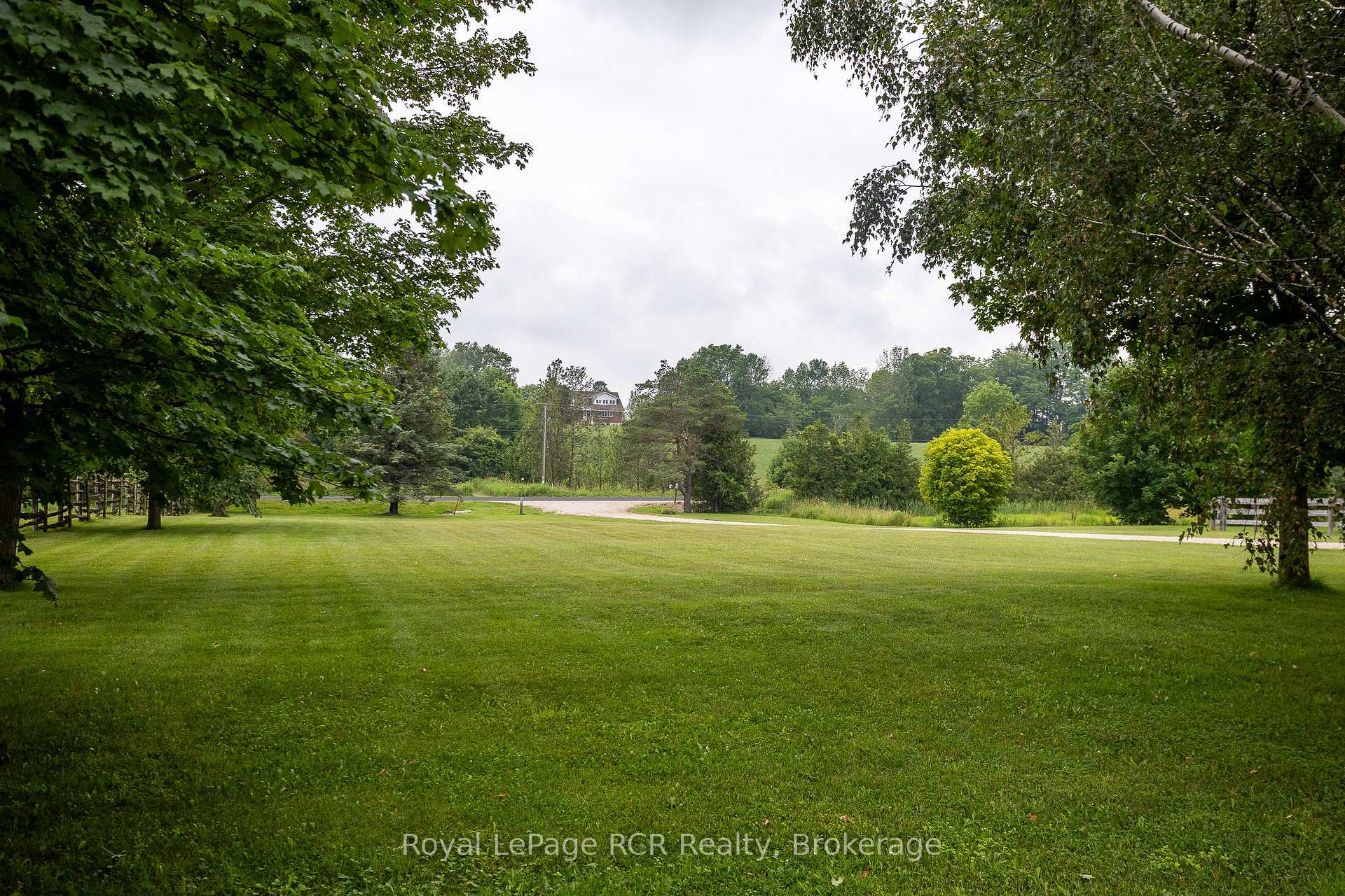 Photo 39 of 392817 Southgate Sideroad 39, Southgate — HOMEH