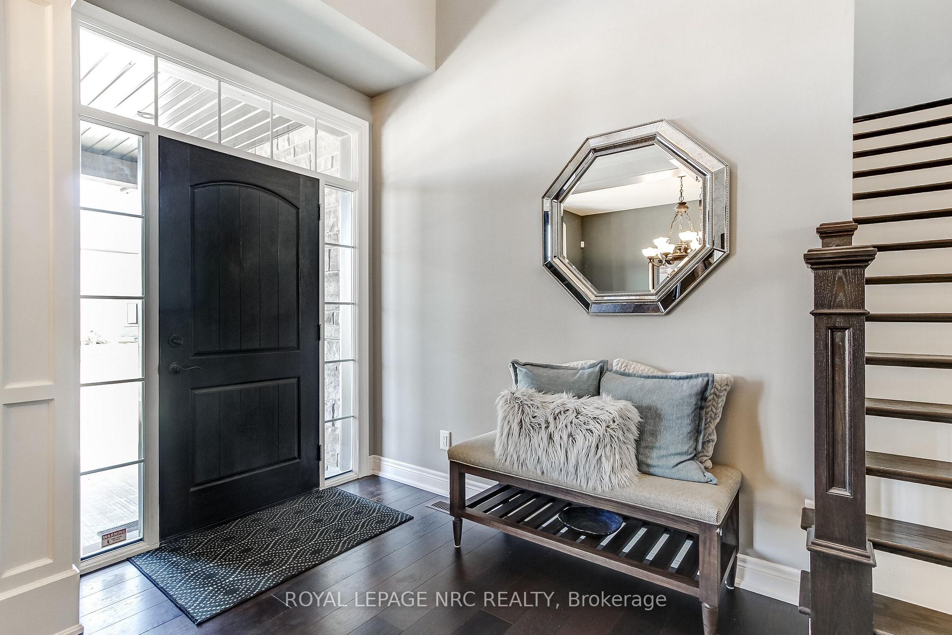 Photo 3 of 8816 Angie Drive, Niagara Falls, Forestview — HOMEH
