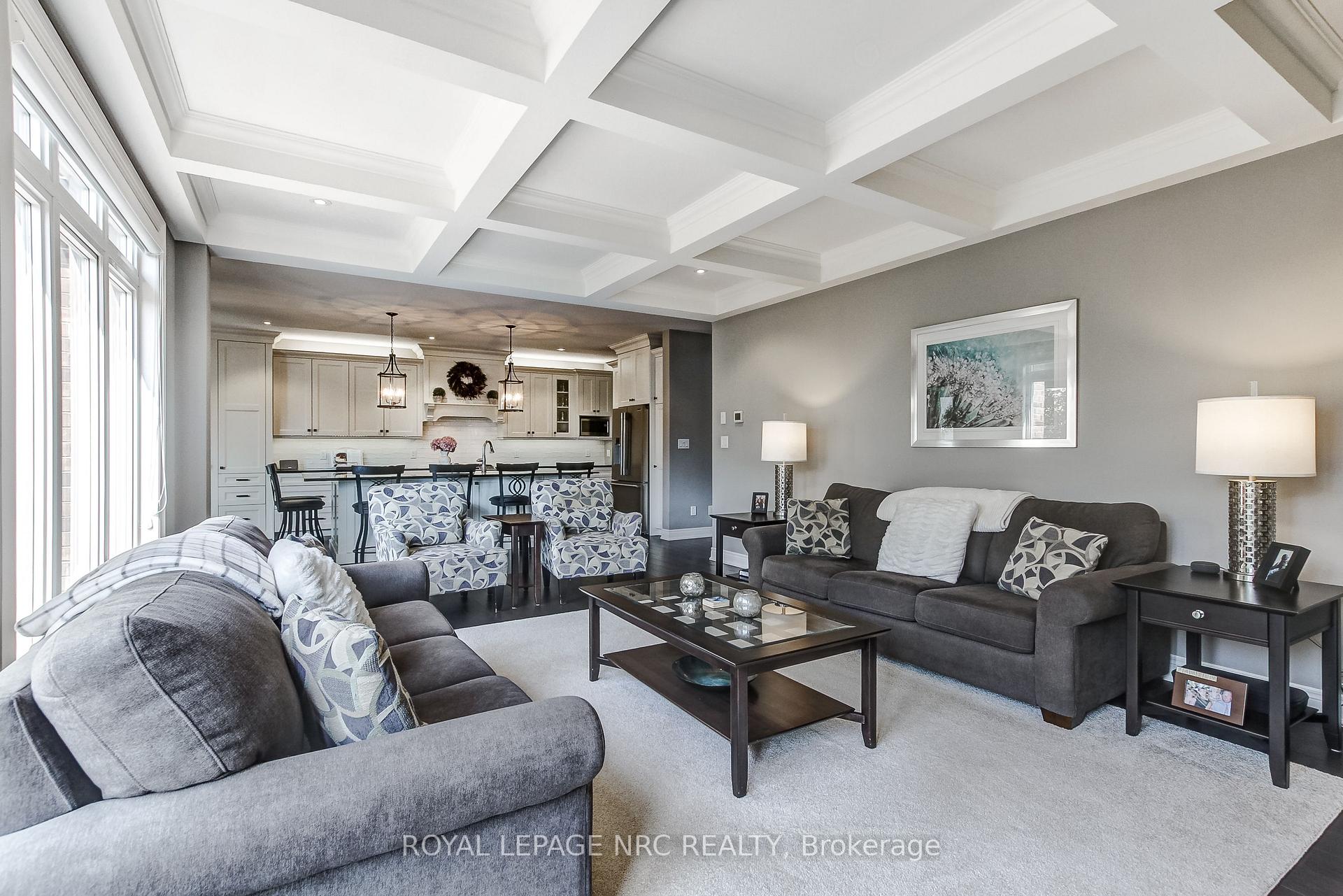 Photo 12 of 8816 Angie Drive, Niagara Falls, Forestview — HOMEH