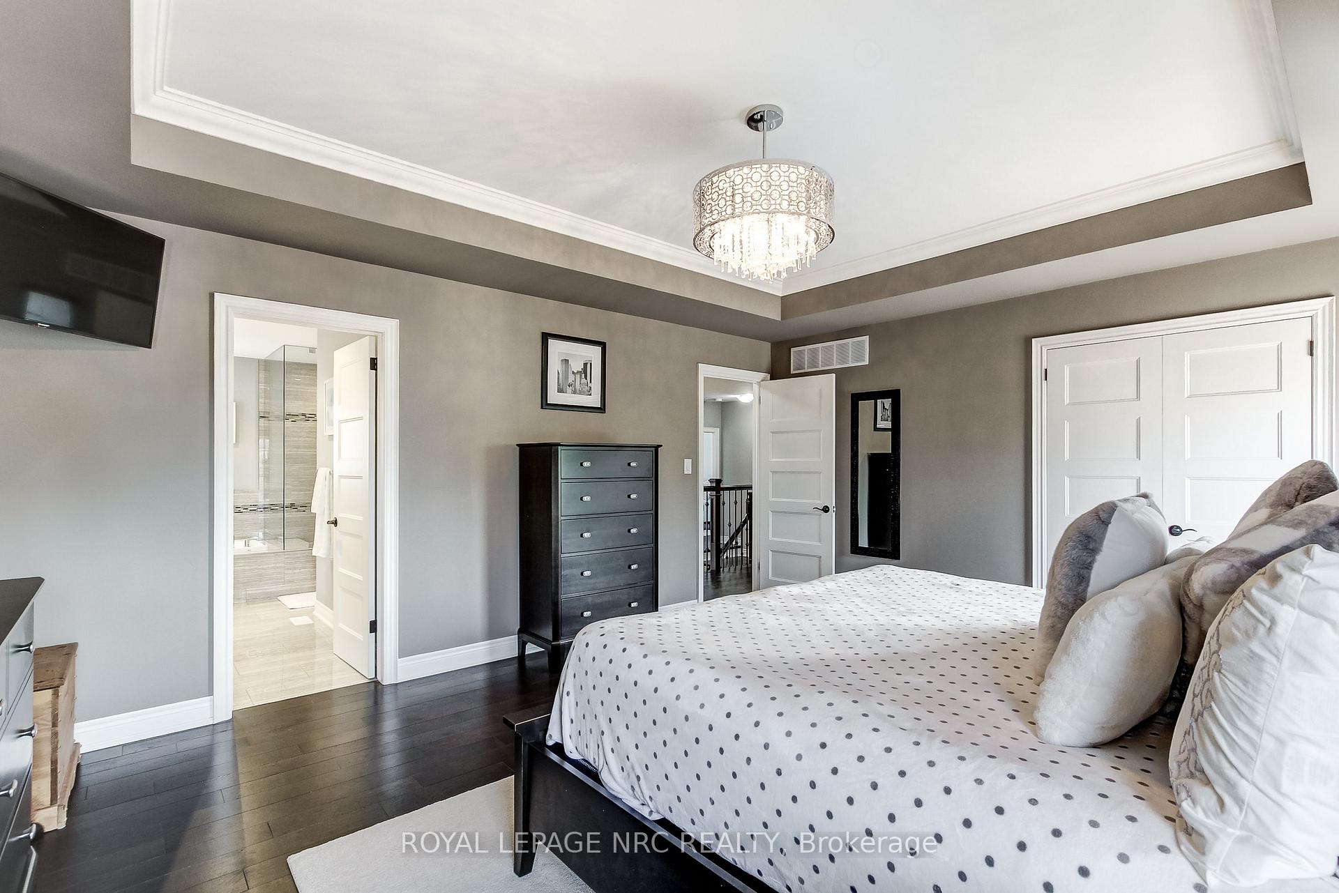Photo 24 of 8816 Angie Drive, Niagara Falls, Forestview — HOMEH