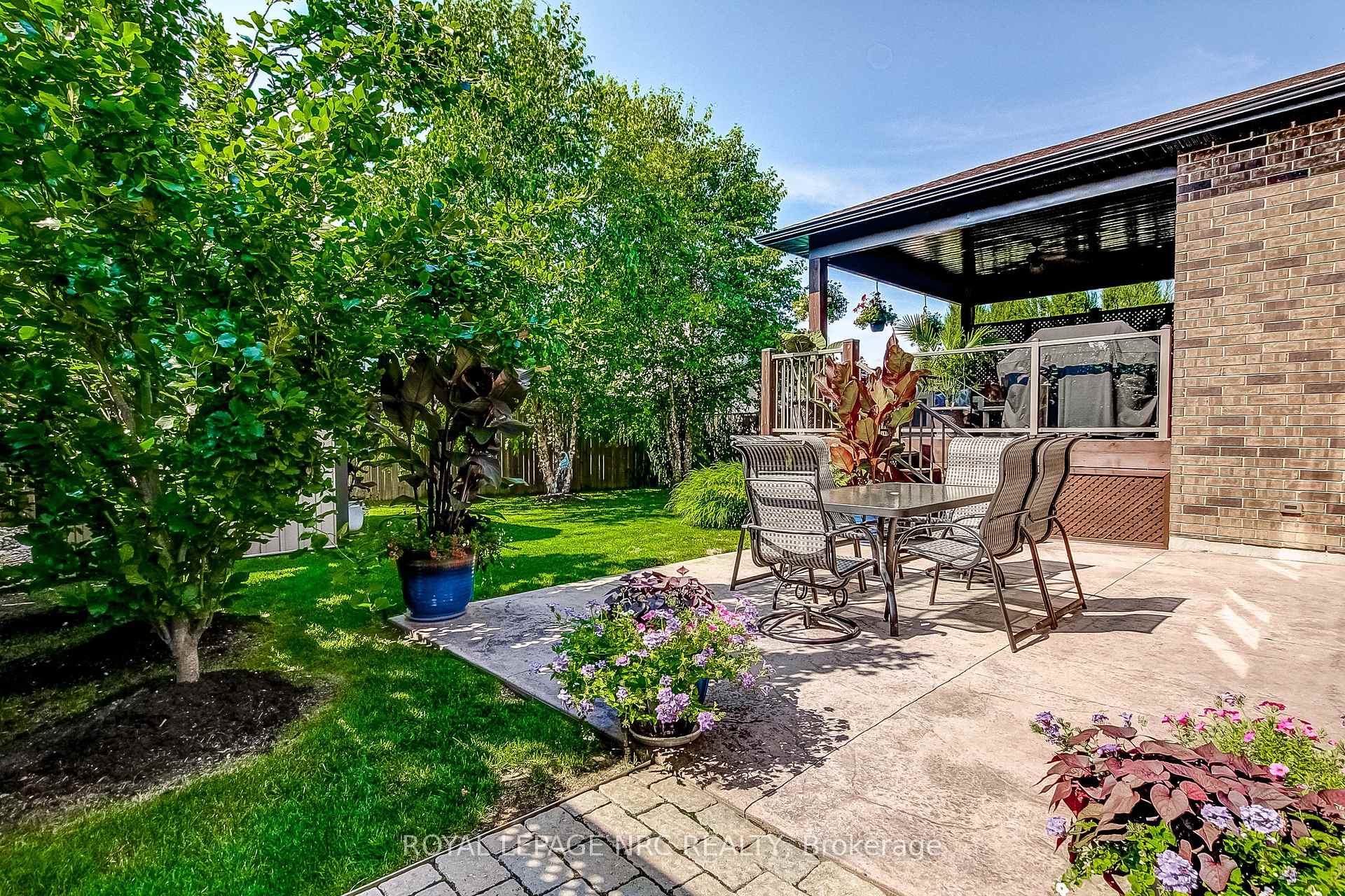 Photo 38 of 8816 Angie Drive, Niagara Falls, Forestview — HOMEH