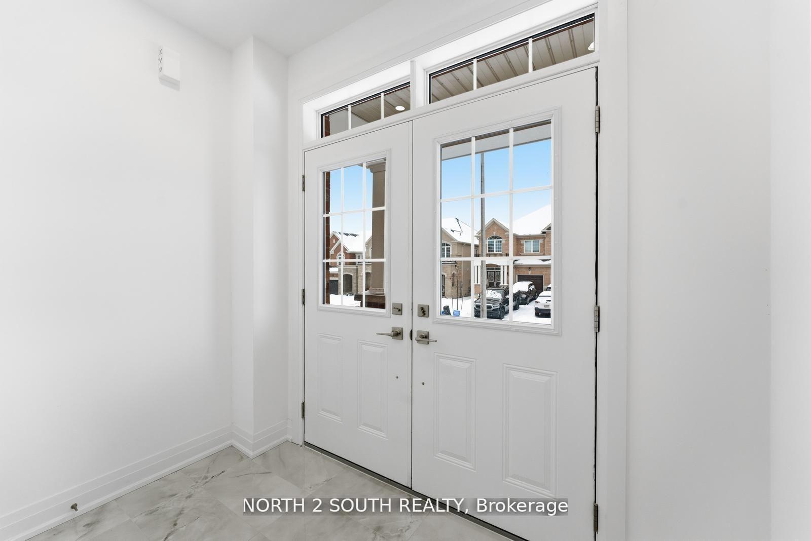 Photo 2 of 75 Virro Court, Vaughan, Elder Mills — HOMEH
