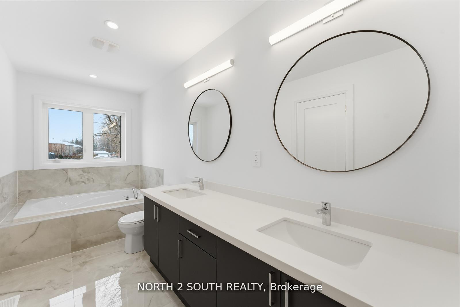 Photo 19 of 75 Virro Court, Vaughan, Elder Mills — HOMEH