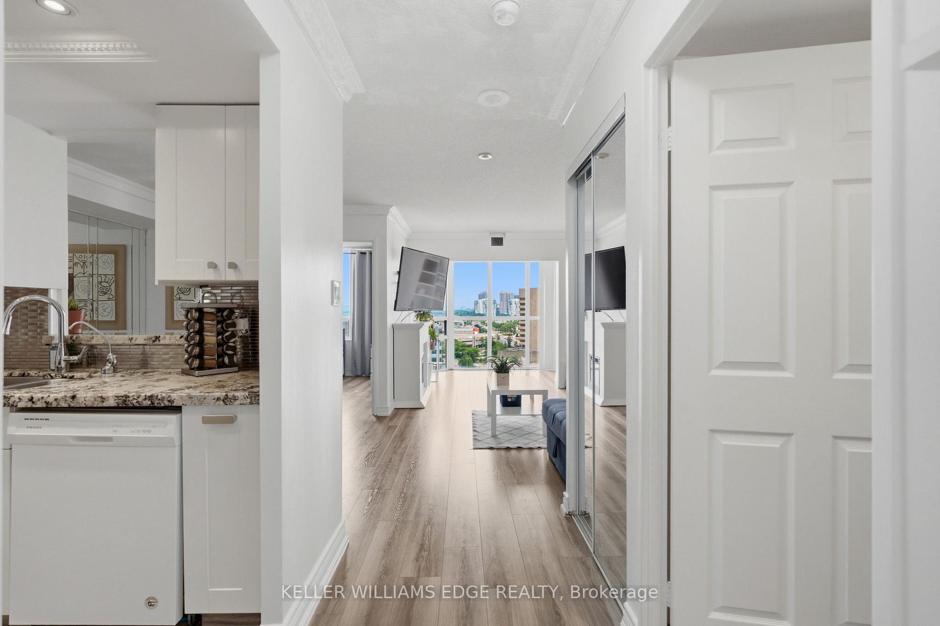 Photo 5 of Unit 1506, 265 Enfield Place, Mississauga, City Centre — HOMEH