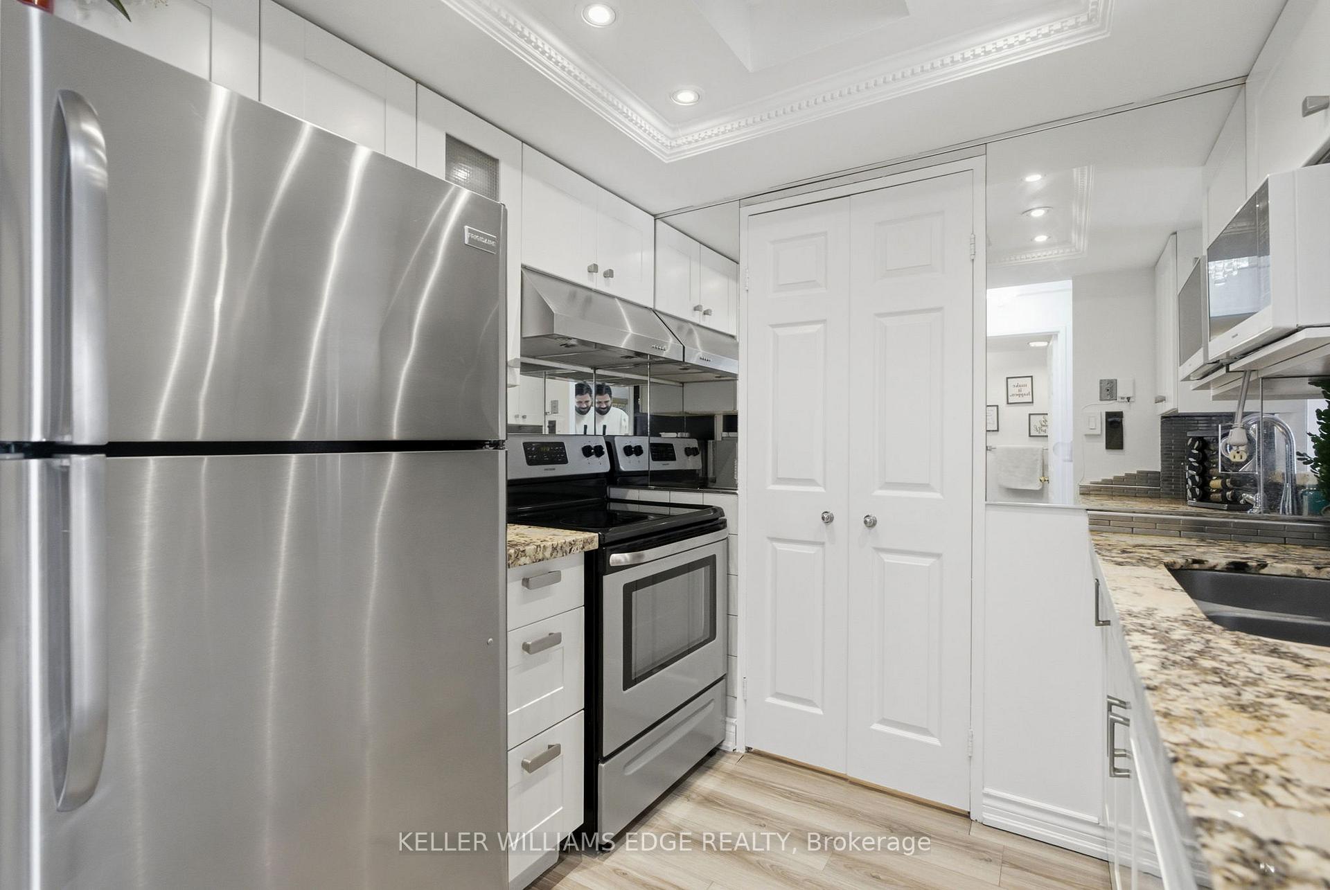 Photo 8 of Unit 1506, 265 Enfield Place, Mississauga, City Centre — HOMEH