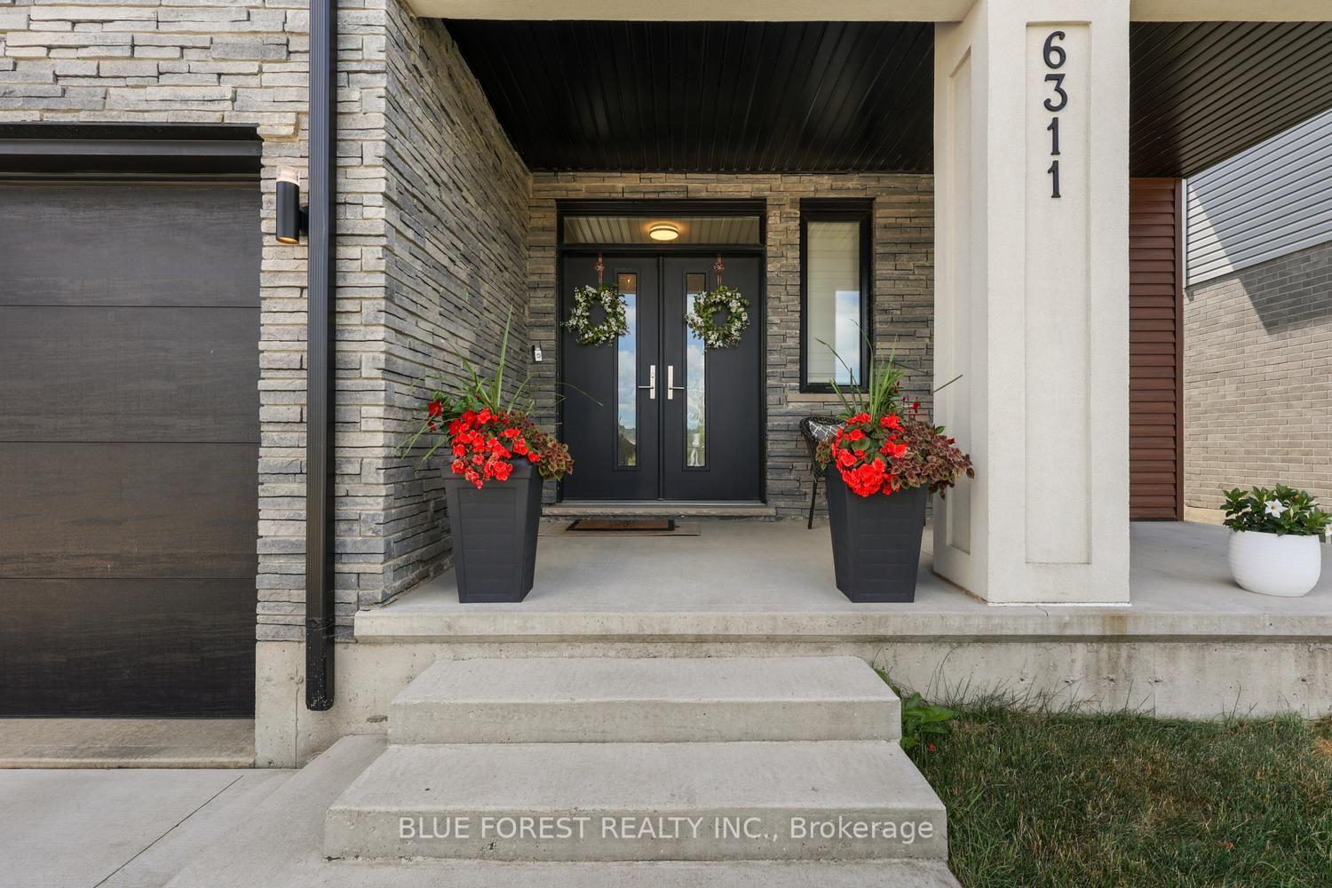 Photo 2 of 6311 Old Garrison Boulevard, London, South V — HOMEH