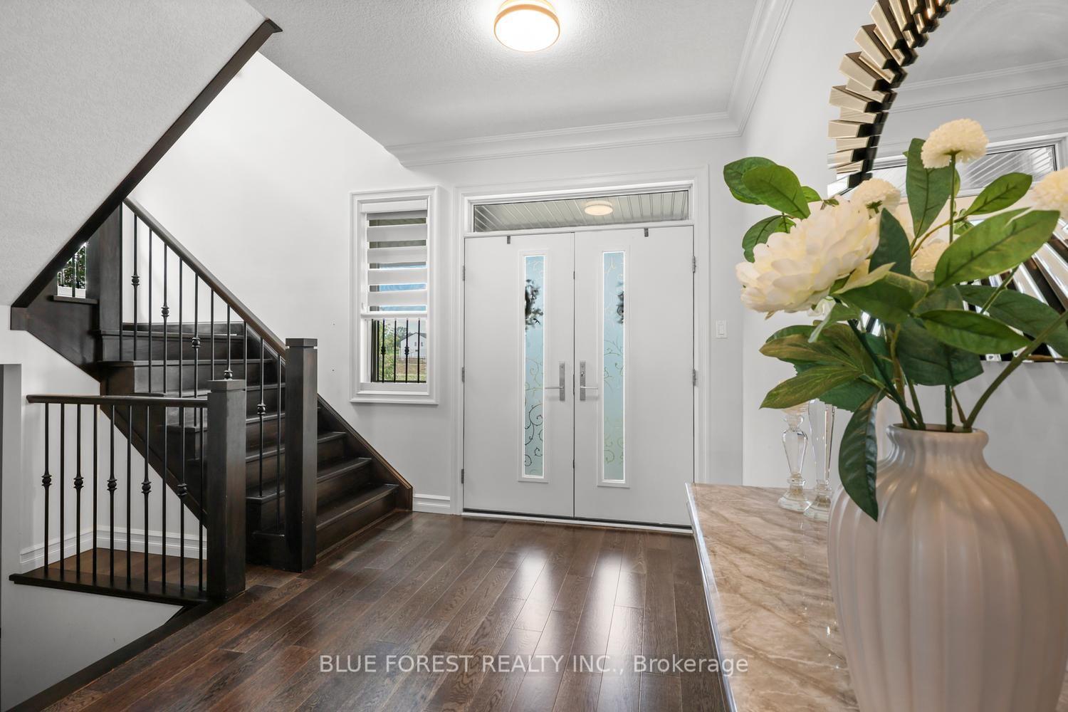 Photo 5 of 6311 Old Garrison Boulevard, London, South V — HOMEH