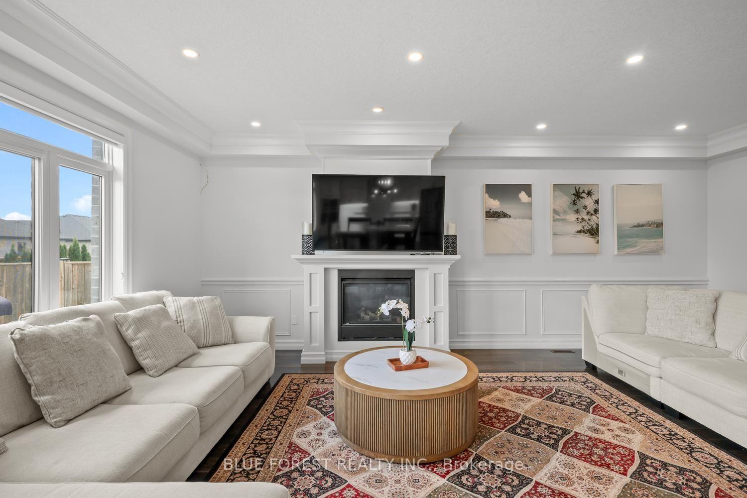 Photo 9 of 6311 Old Garrison Boulevard, London, South V — HOMEH