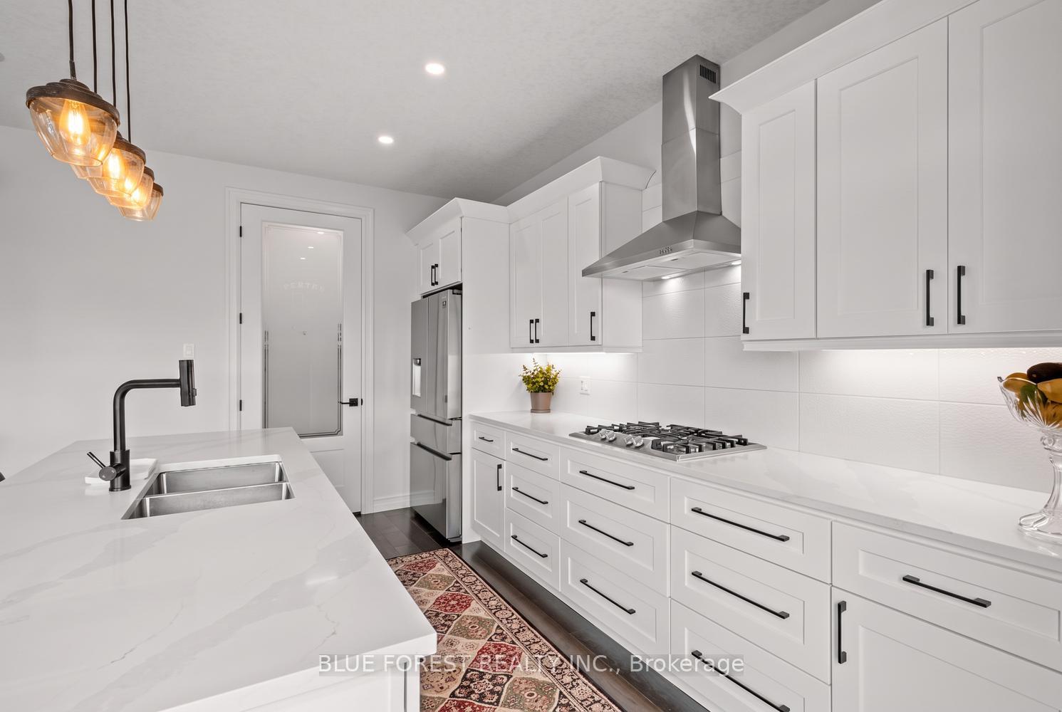 Photo 17 of 6311 Old Garrison Boulevard, London, South V — HOMEH