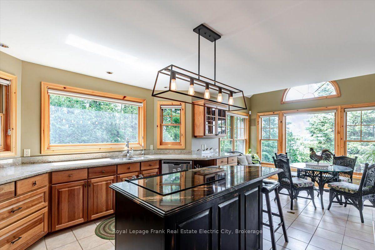 Photo 37 of 538 Rishor Avenue, Douro-Dummer — HOMEH