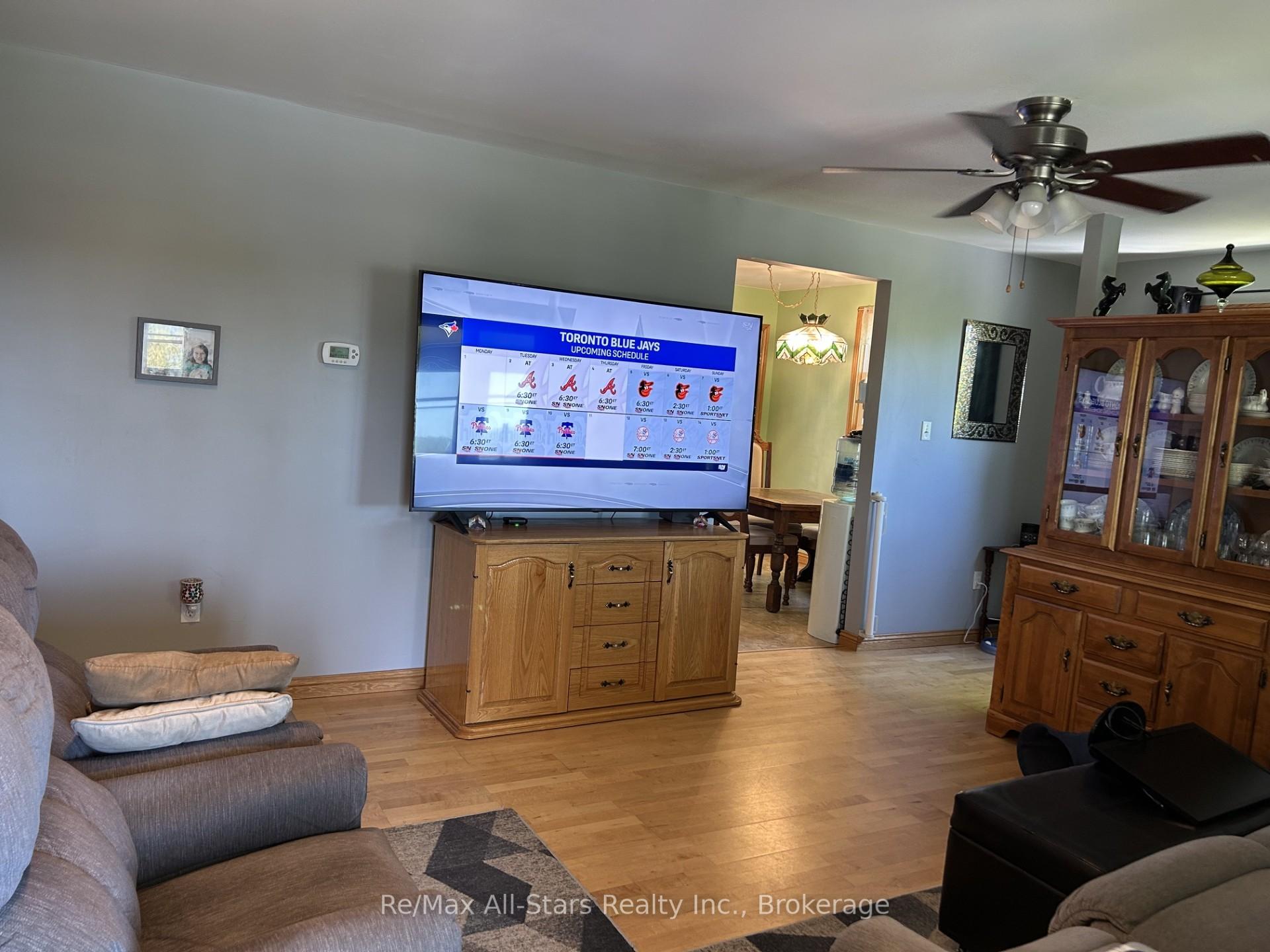 Photo 12 of 851 Cedar Glen Road, Kawartha Lakes, Verulam — HOMEH