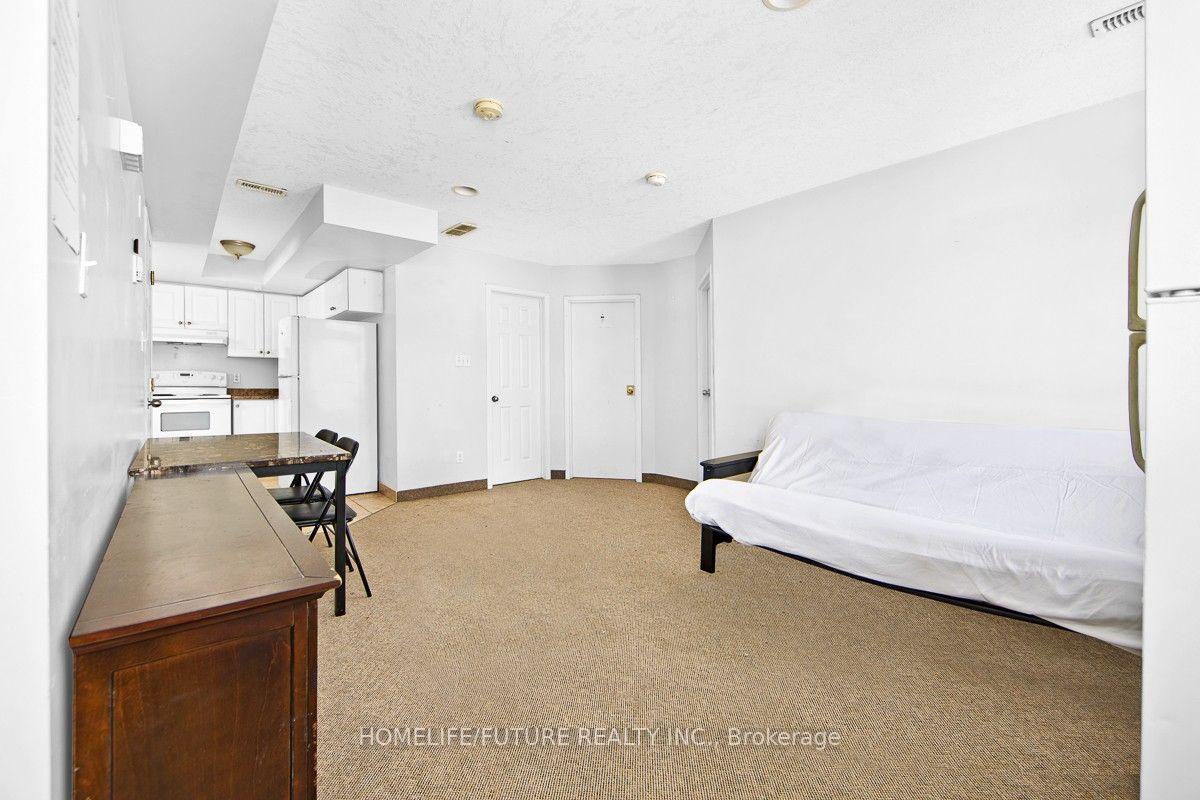 Photo 9 of Unit A, 327 Spruce Street, Waterloo, Beechwood/University — HOMEH