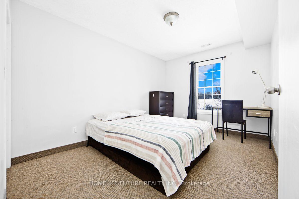 Photo 12 of Unit A, 327 Spruce Street, Waterloo, Beechwood/University — HOMEH