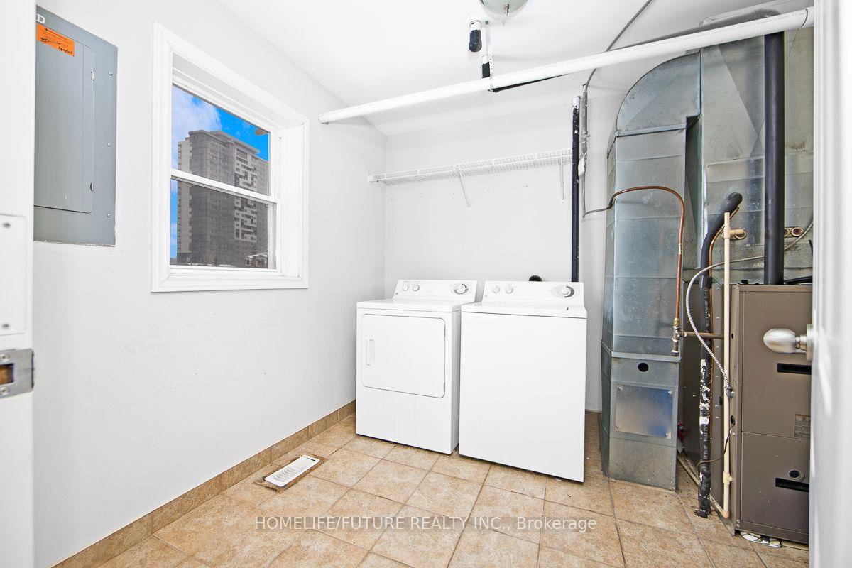 Photo 20 of Unit A, 327 Spruce Street, Waterloo, Beechwood/University — HOMEH