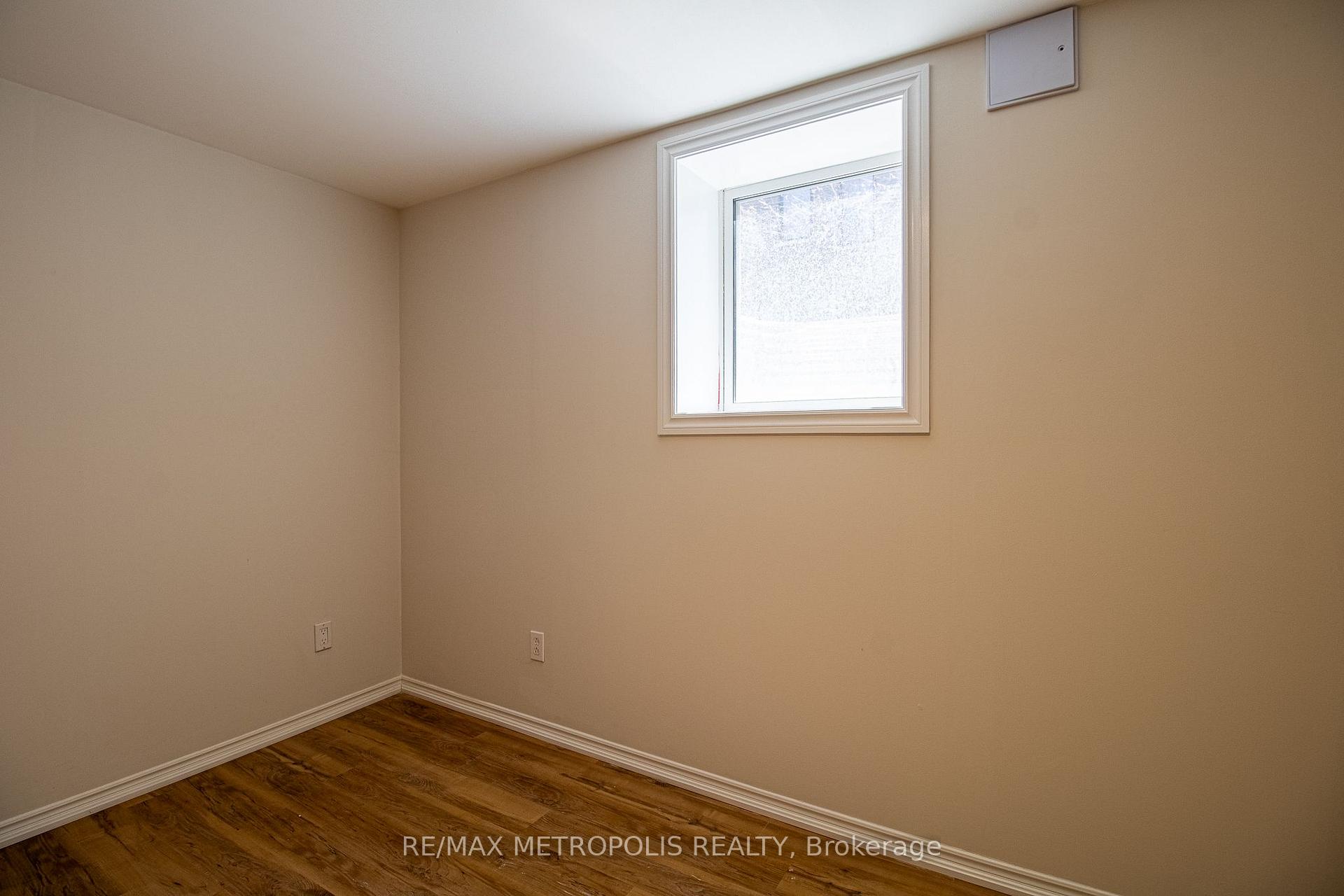 Photo 11 of Unit Basement, 507 Charnwood Court, Pickering, Amberlea — HOMEH