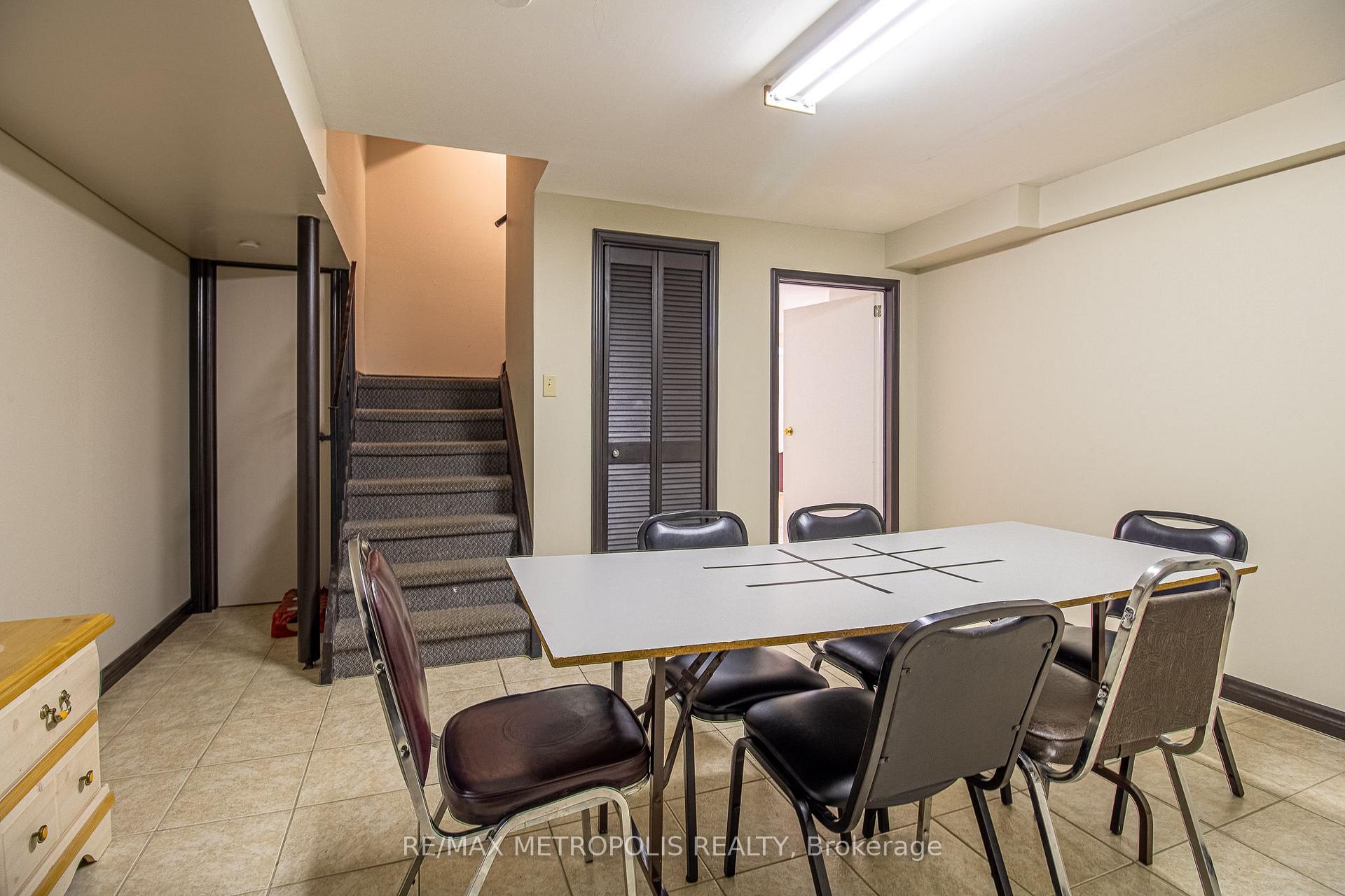 Photo 22 of Unit Basement, 507 Charnwood Court, Pickering, Amberlea — HOMEH