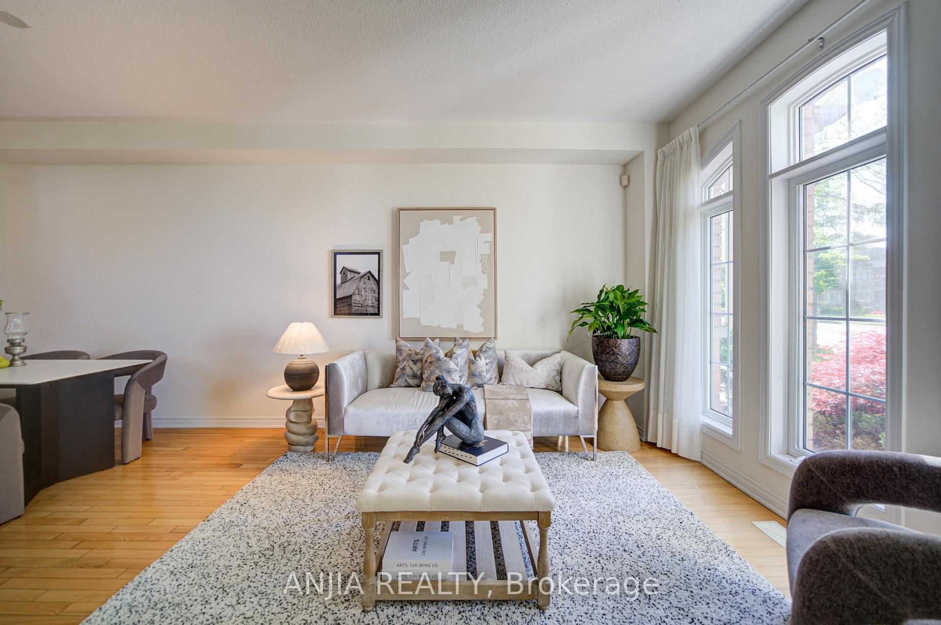 Photo 7 of 6926 14th Avenue, Markham, Box Grove — HOMEH
