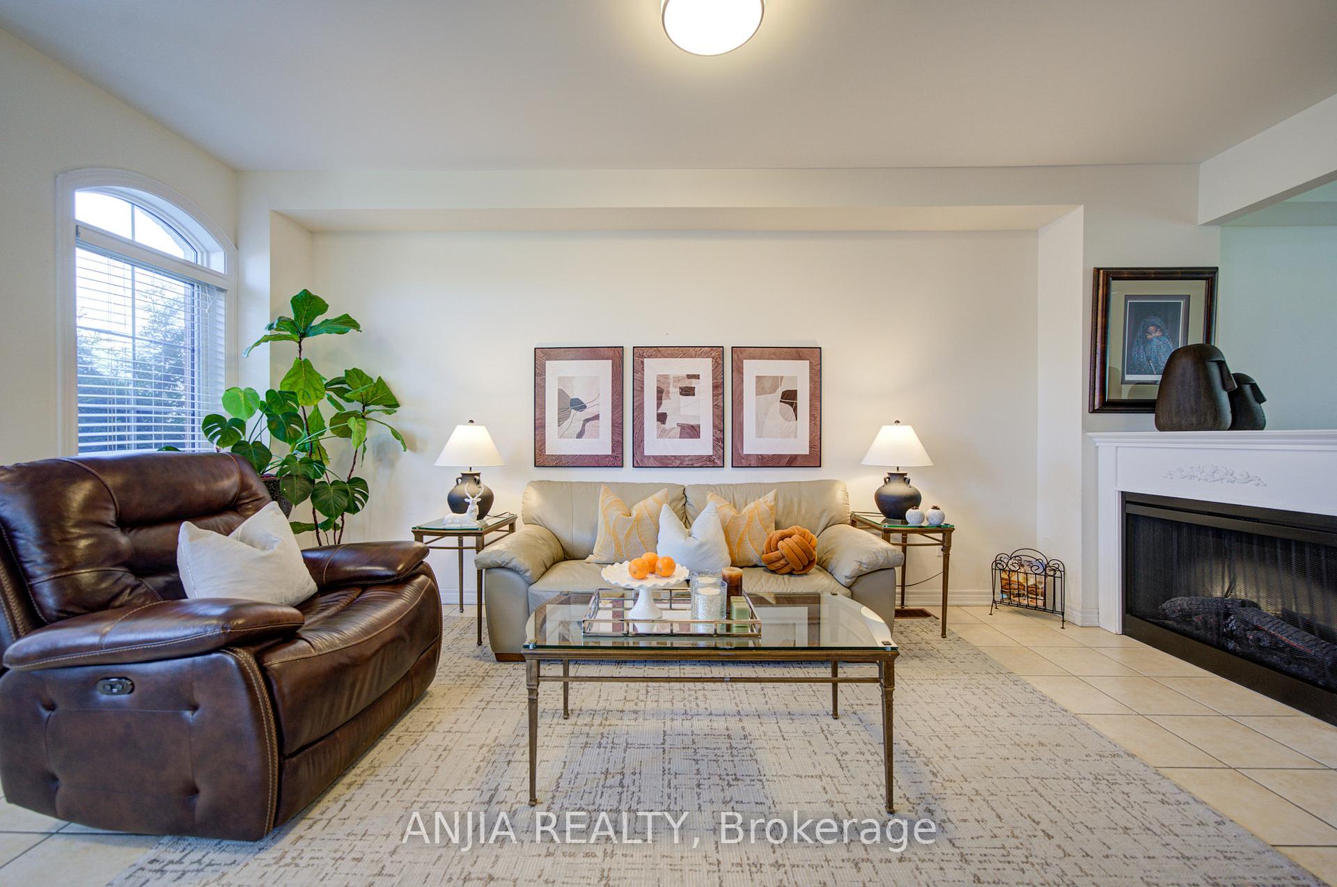 Photo 20 of 6926 14th Avenue, Markham, Box Grove — HOMEH