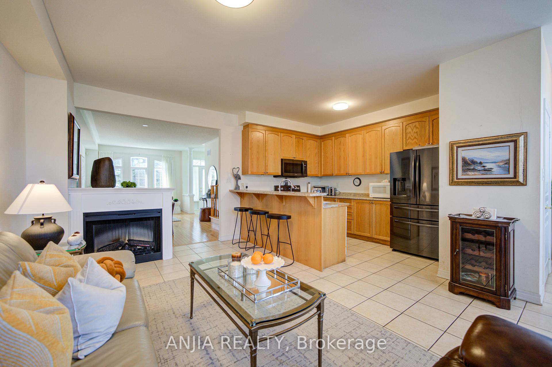Photo 21 of 6926 14th Avenue, Markham, Box Grove — HOMEH