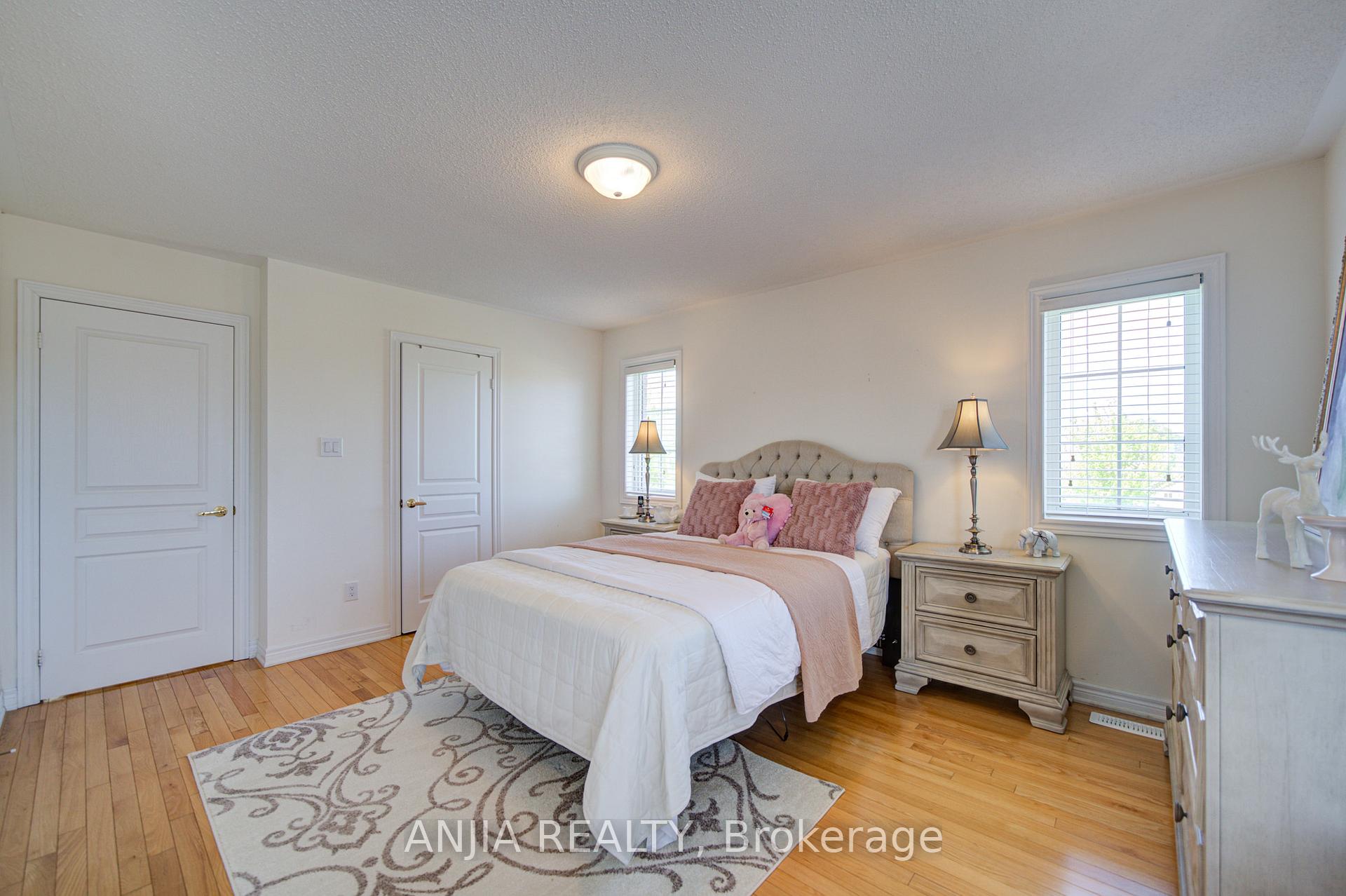 Photo 30 of 6926 14th Avenue, Markham, Box Grove — HOMEH
