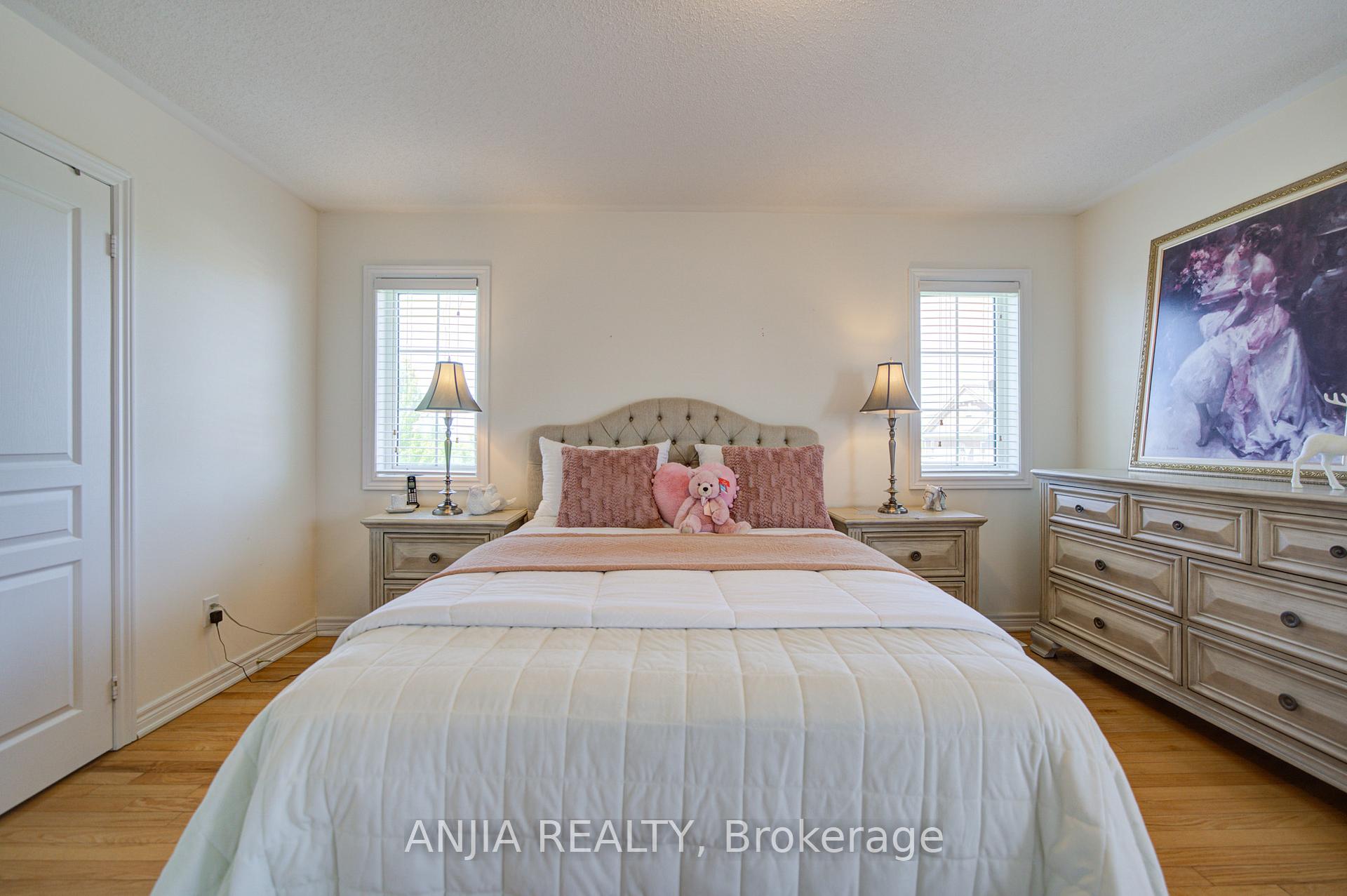 Photo 31 of 6926 14th Avenue, Markham, Box Grove — HOMEH