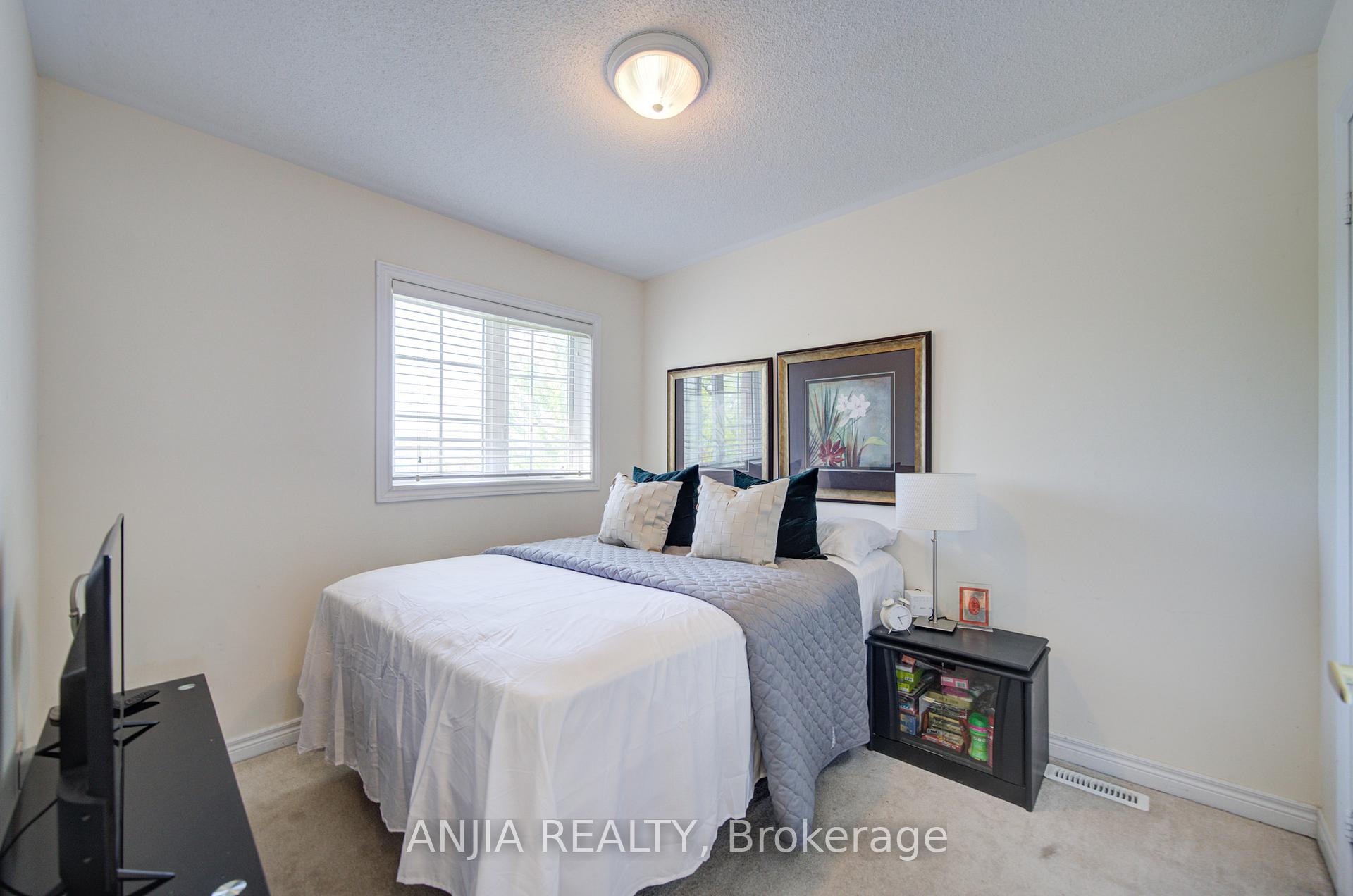 Photo 35 of 6926 14th Avenue, Markham, Box Grove — HOMEH