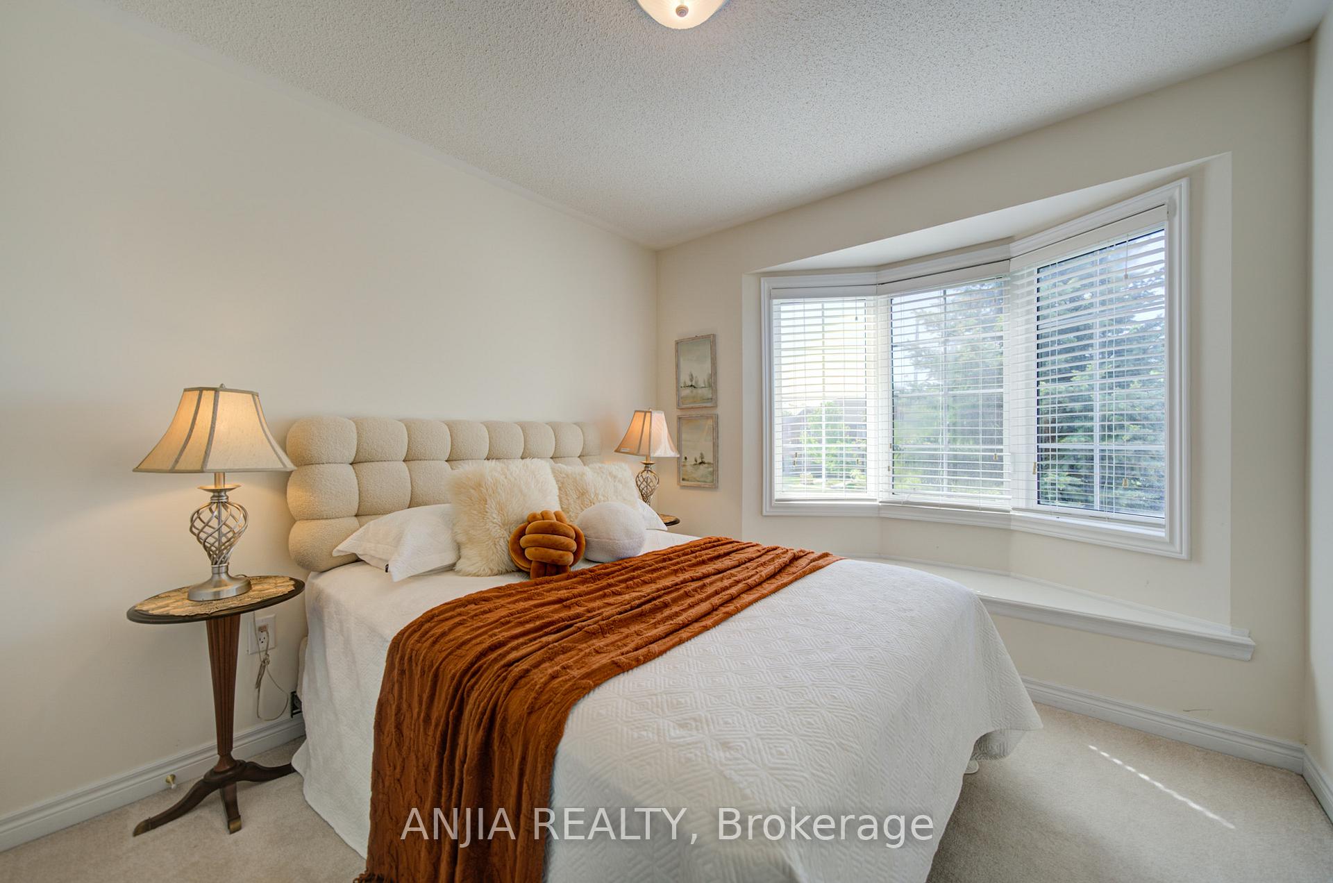 Photo 37 of 6926 14th Avenue, Markham, Box Grove — HOMEH
