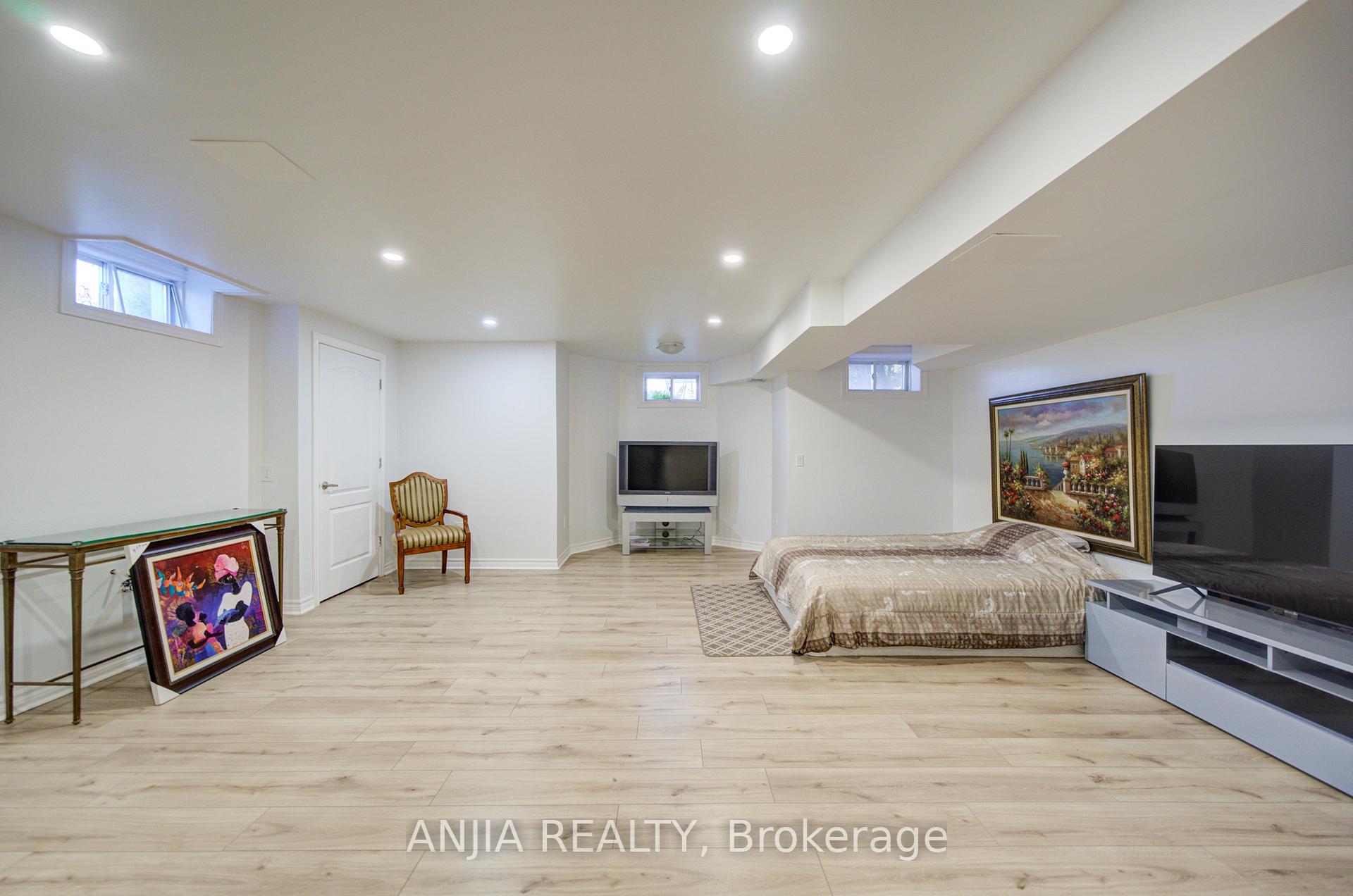 Photo 39 of 6926 14th Avenue, Markham, Box Grove — HOMEH